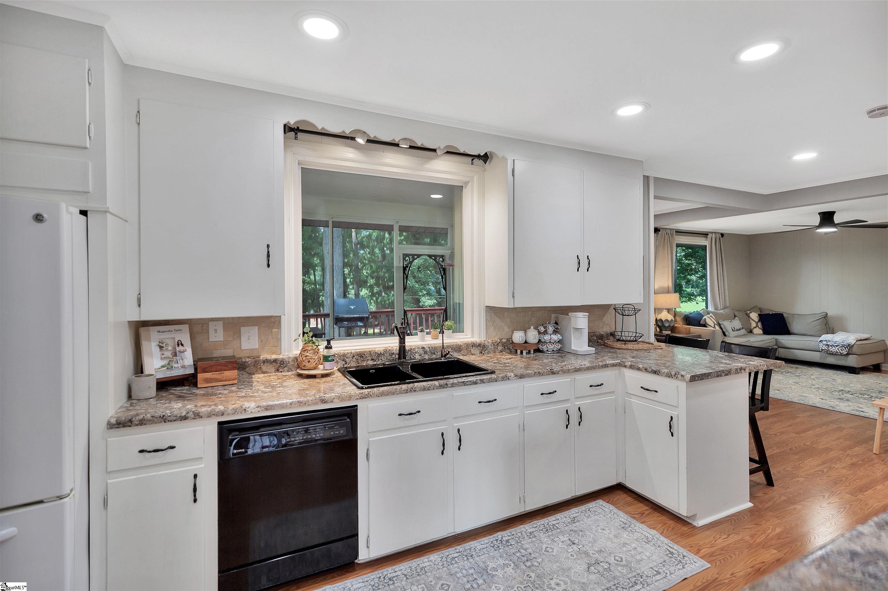 402 Long Forest Circle Anderson, SC 29625
