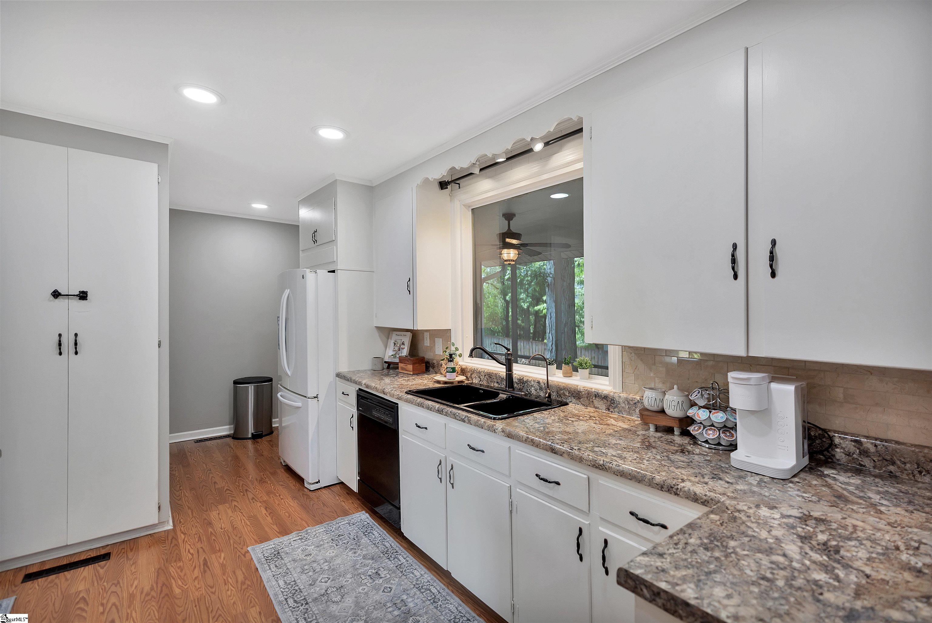 402 Long Forest Circle Anderson, SC 29625