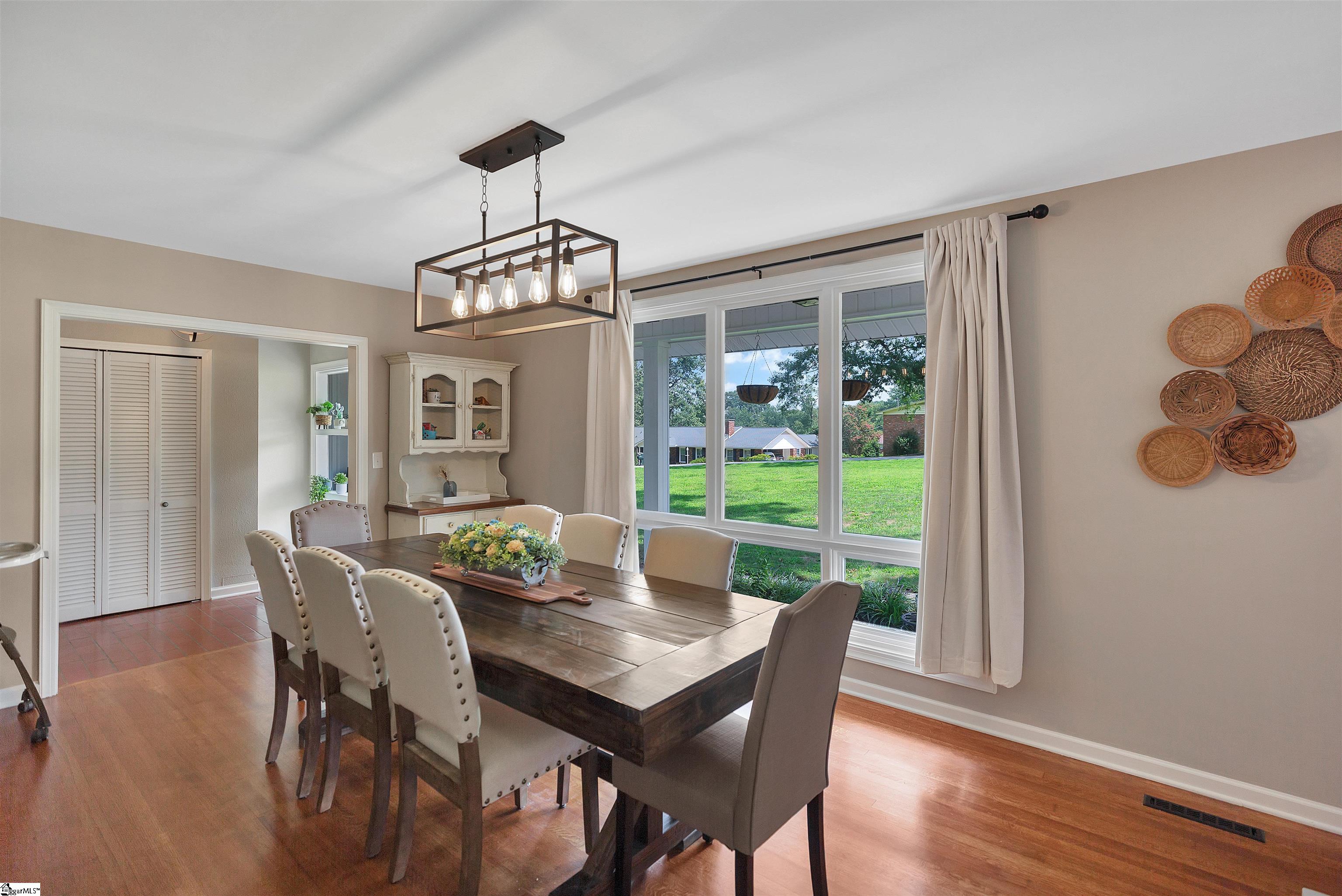 402 Long Forest Circle Anderson, SC 29625