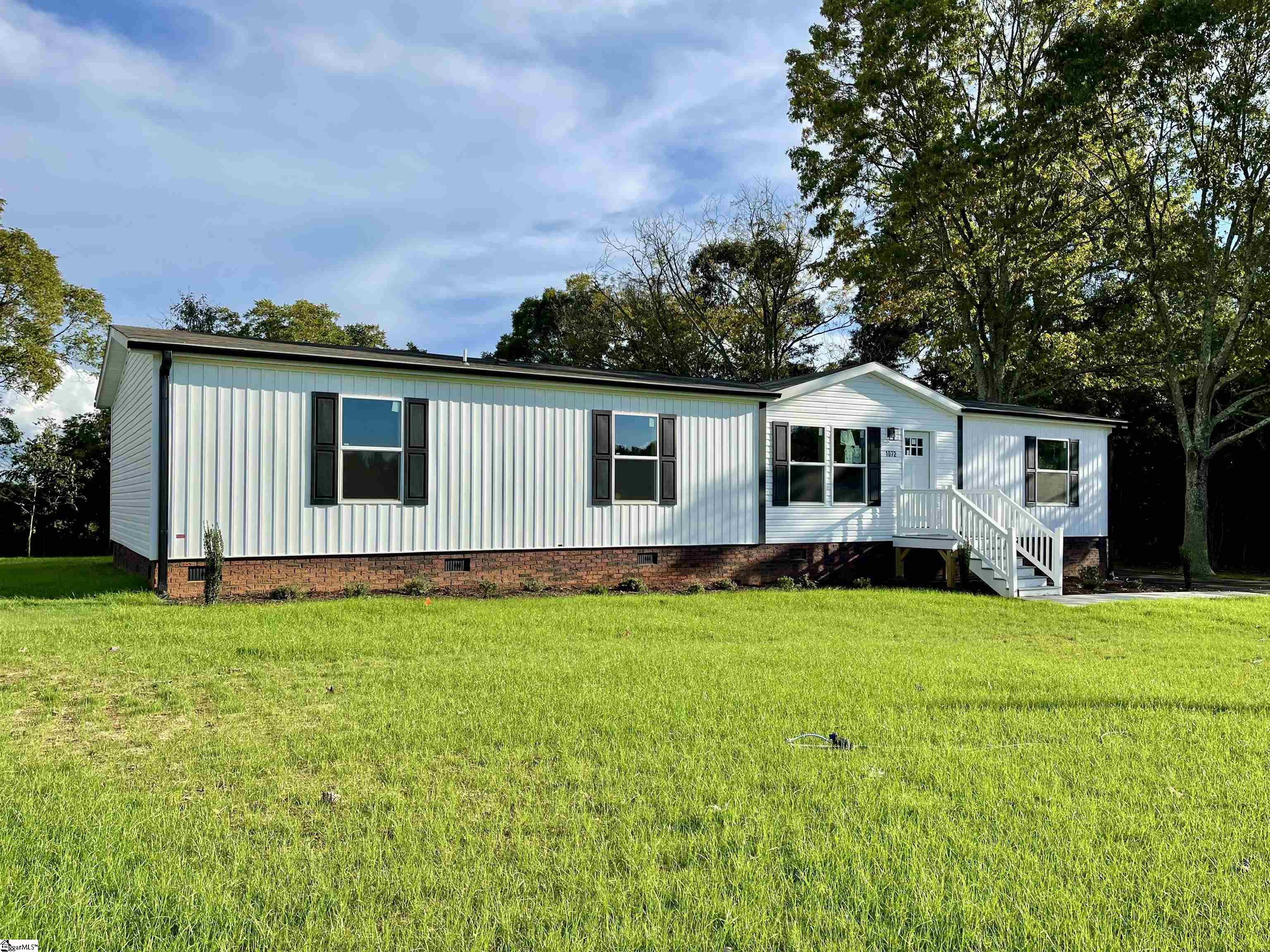 1072 Piedmont Road Chesnee, SC 29323