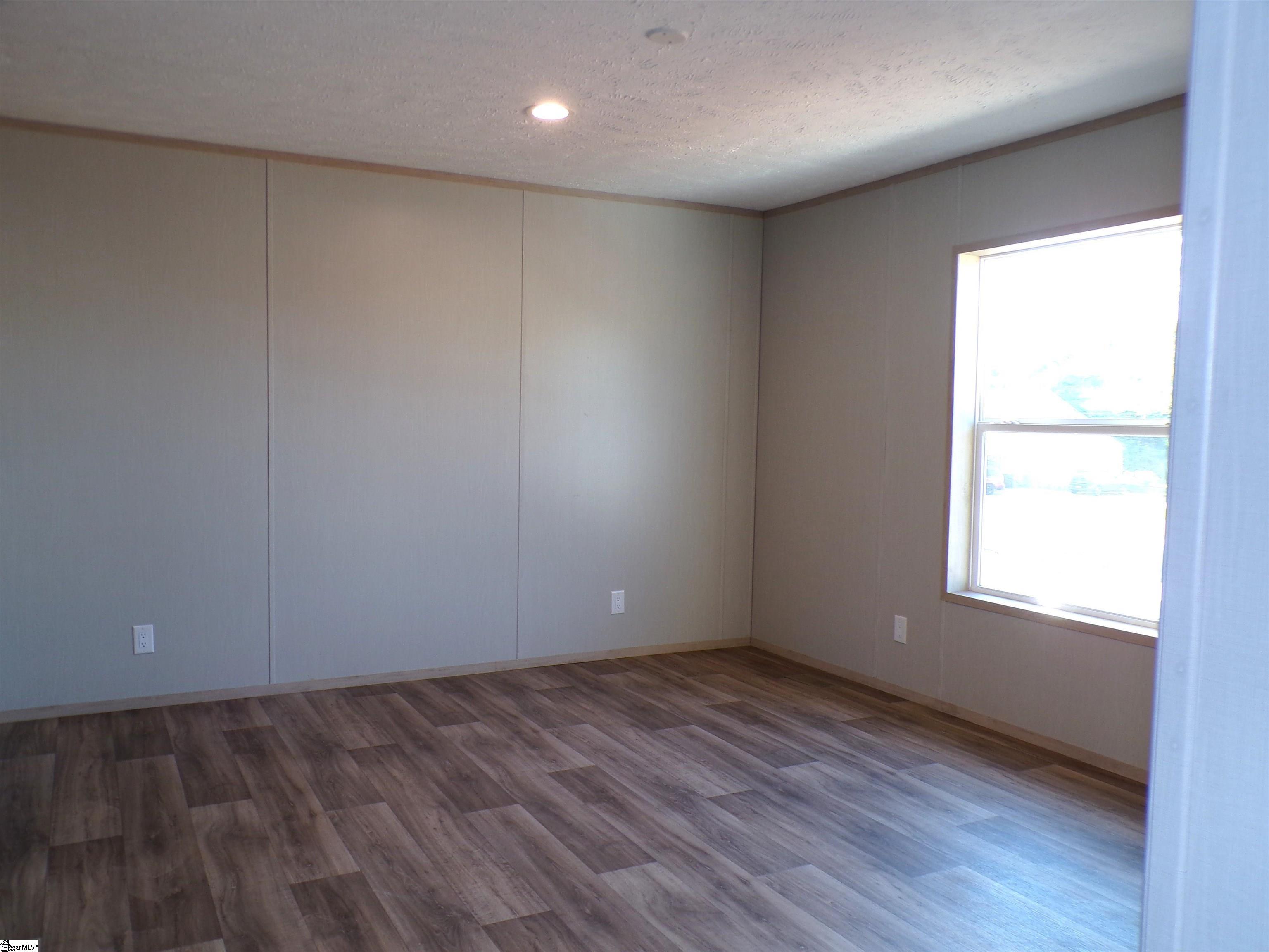 1072 Piedmont Road Chesnee, SC 29323