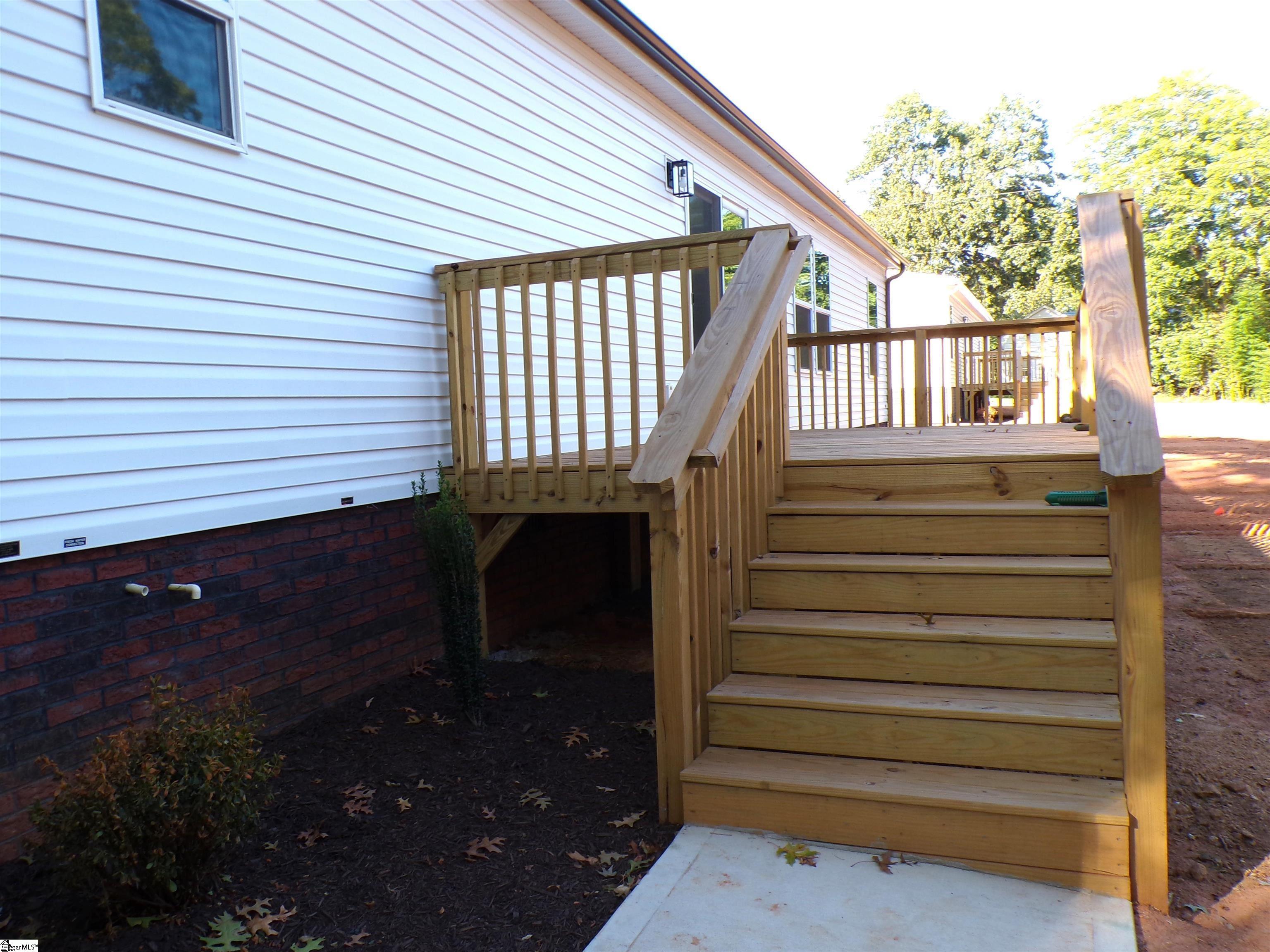 1072 Piedmont Road Chesnee, SC 29323