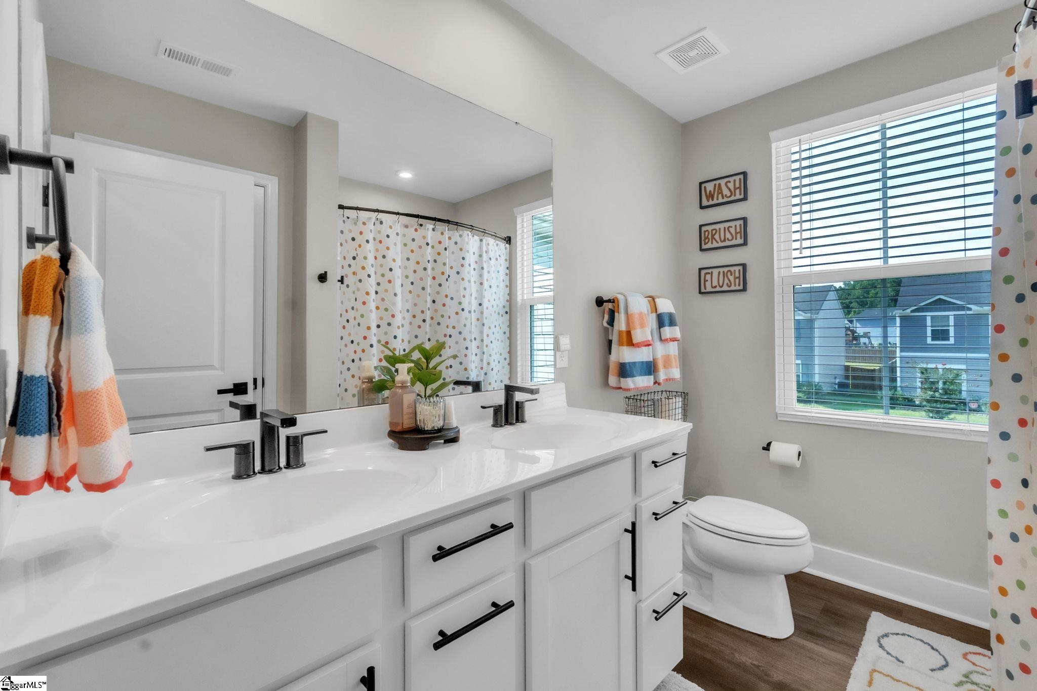 657 Heavenly Days Street Inman, SC 29349