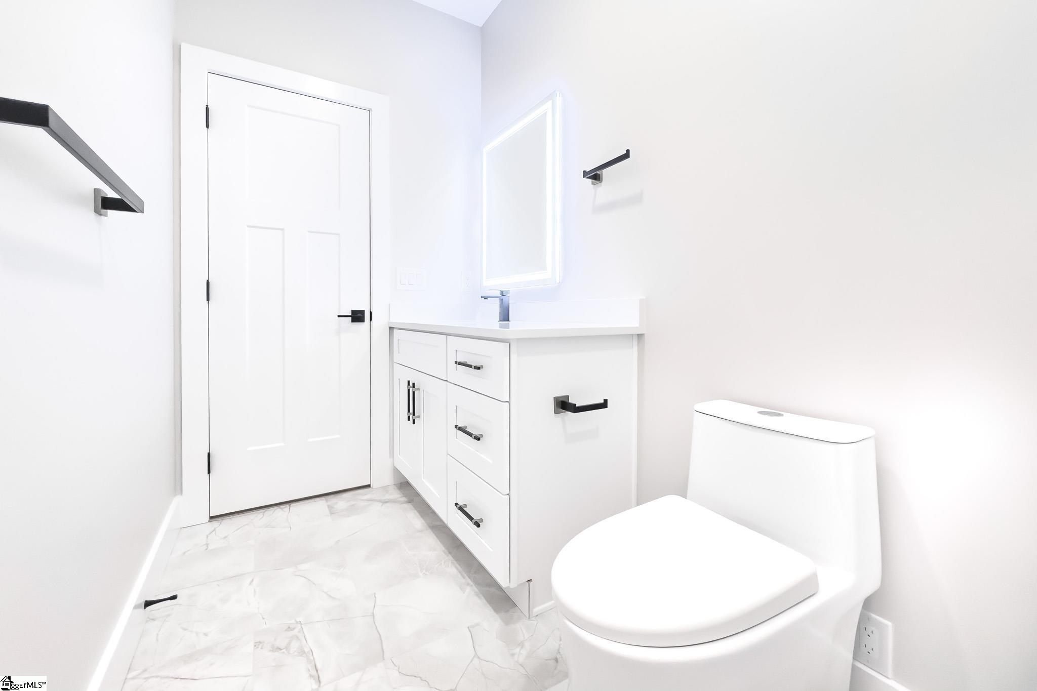 48 Simmons Street Wellford, SC 29385