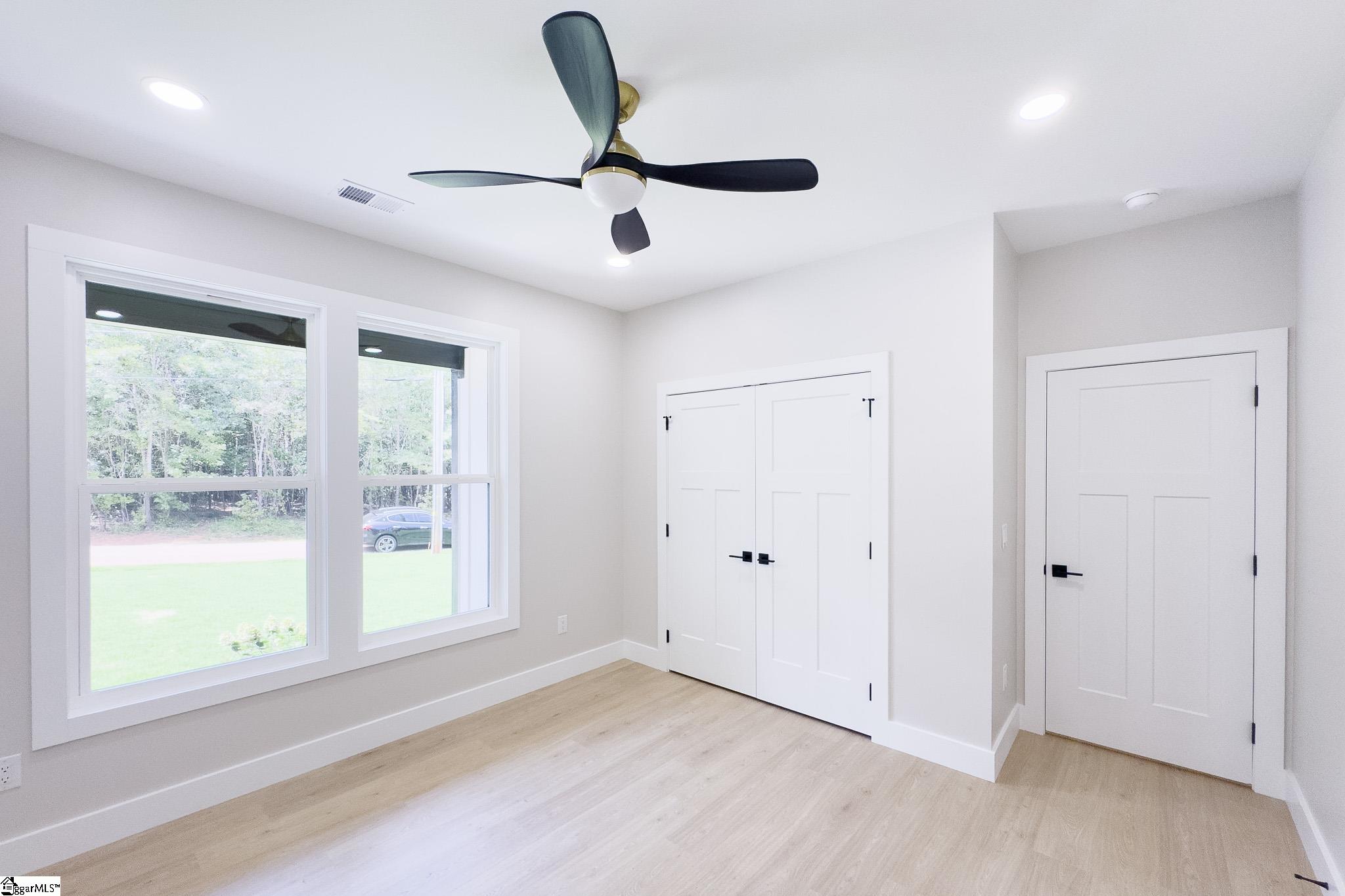 48 Simmons Street Wellford, SC 29385
