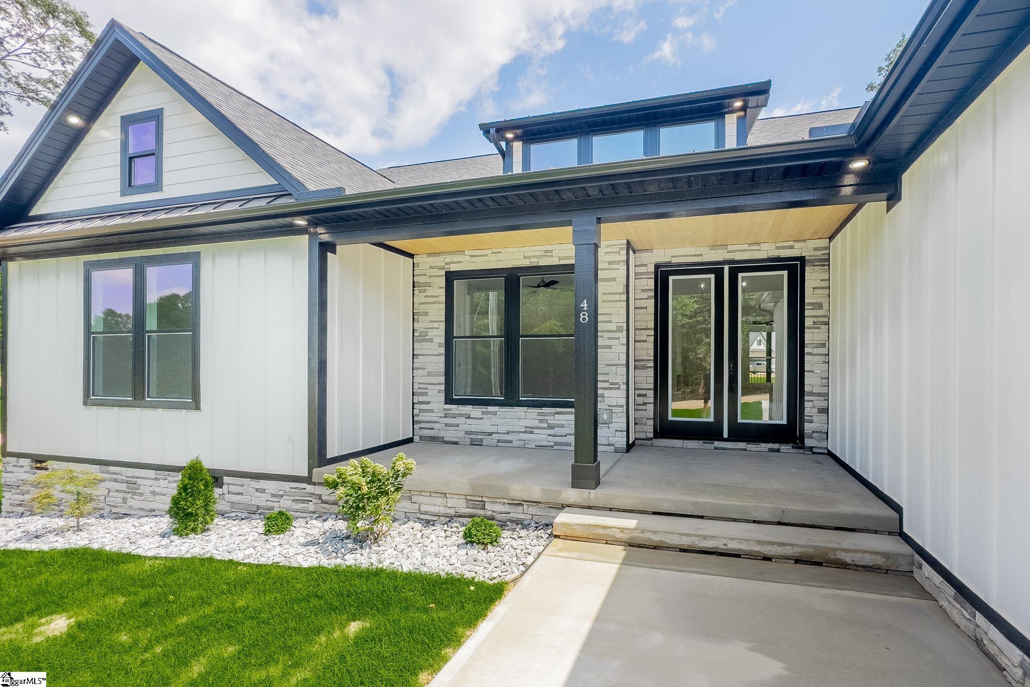 48 Simmons Street Wellford, SC 29385