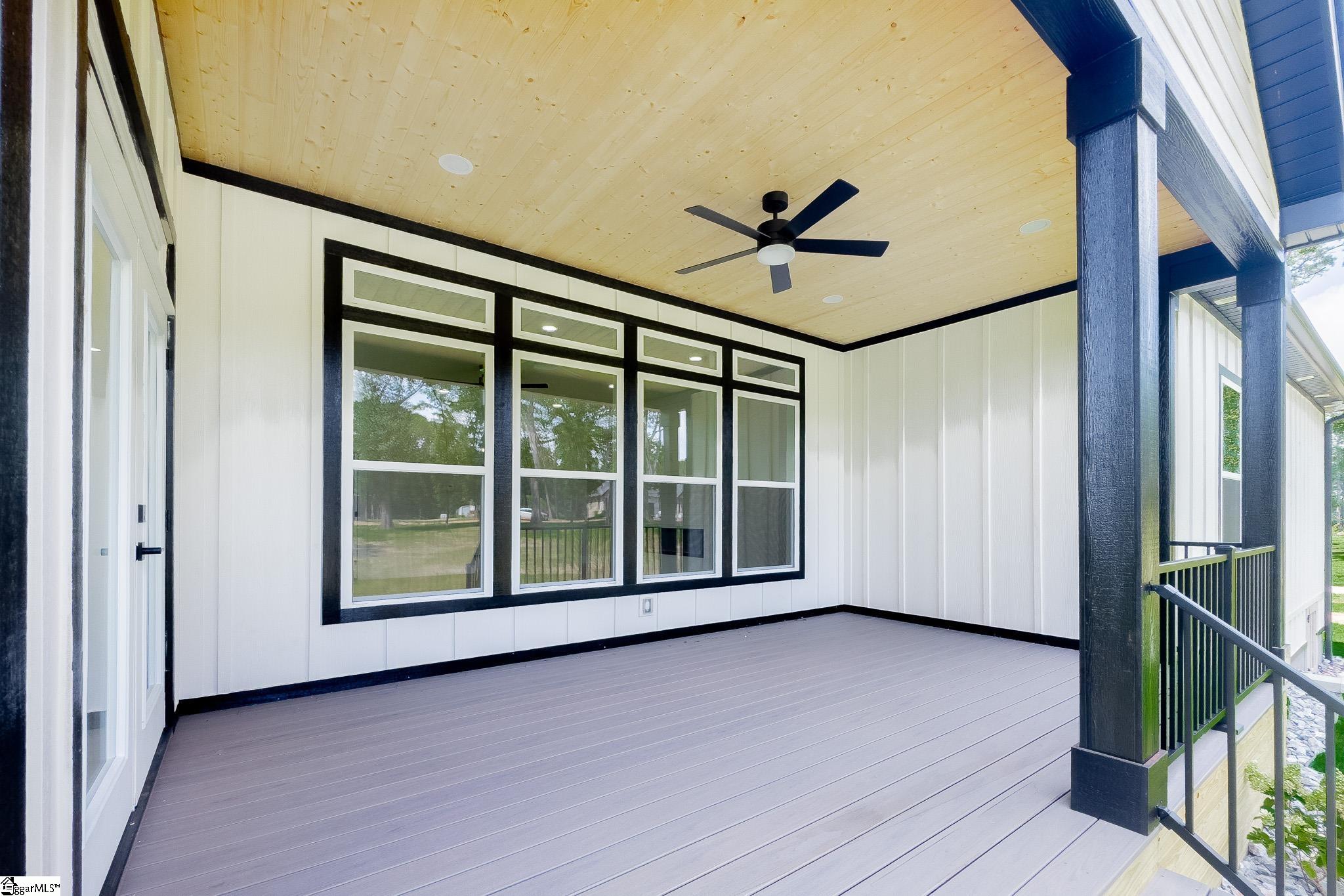 48 Simmons Street Wellford, SC 29385