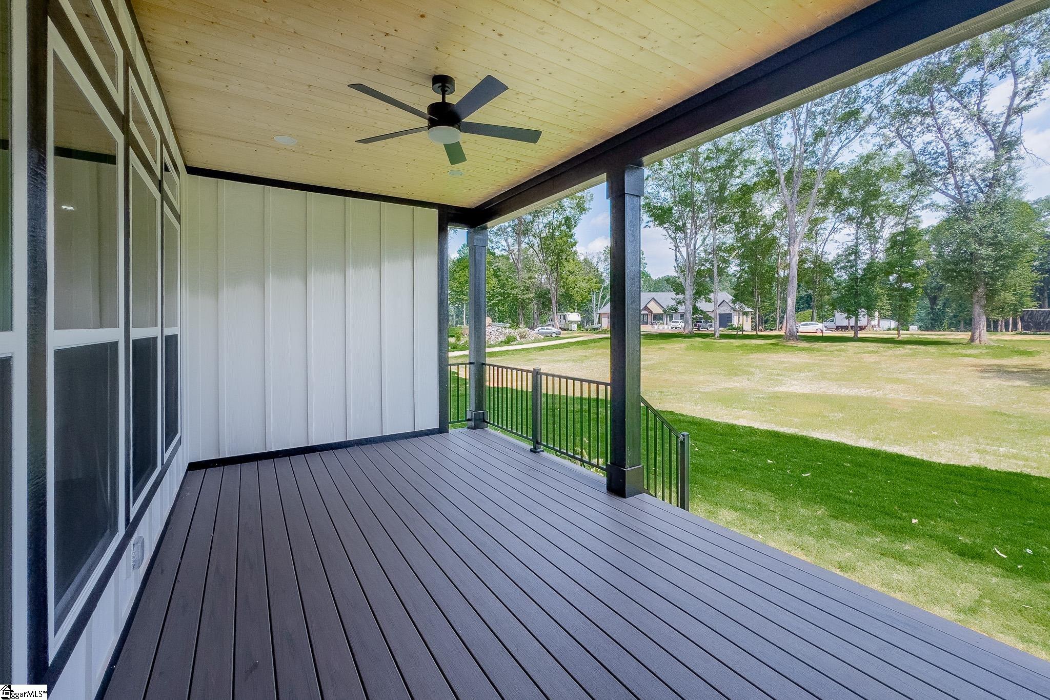 48 Simmons Street Wellford, SC 29385