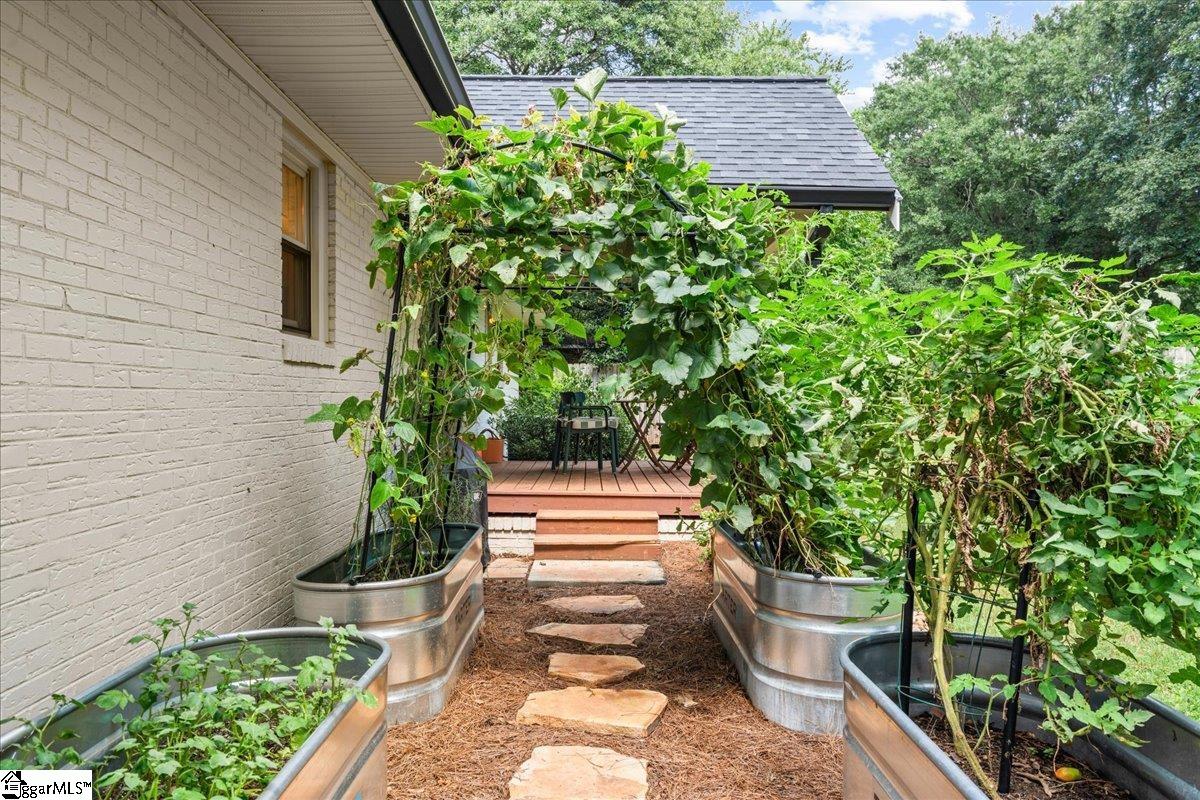 31 Sherman Lane Greenville, SC 29605