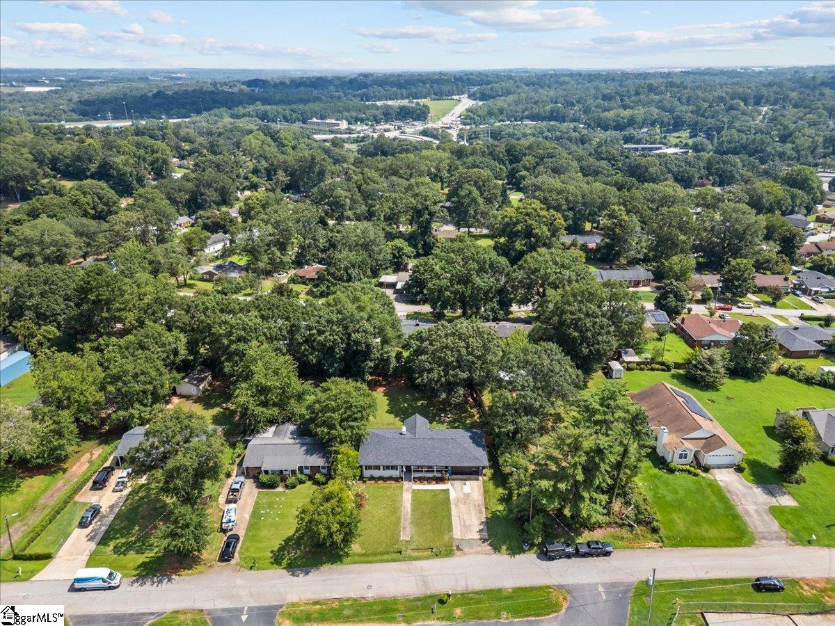 31 Sherman Lane Greenville, SC 29605