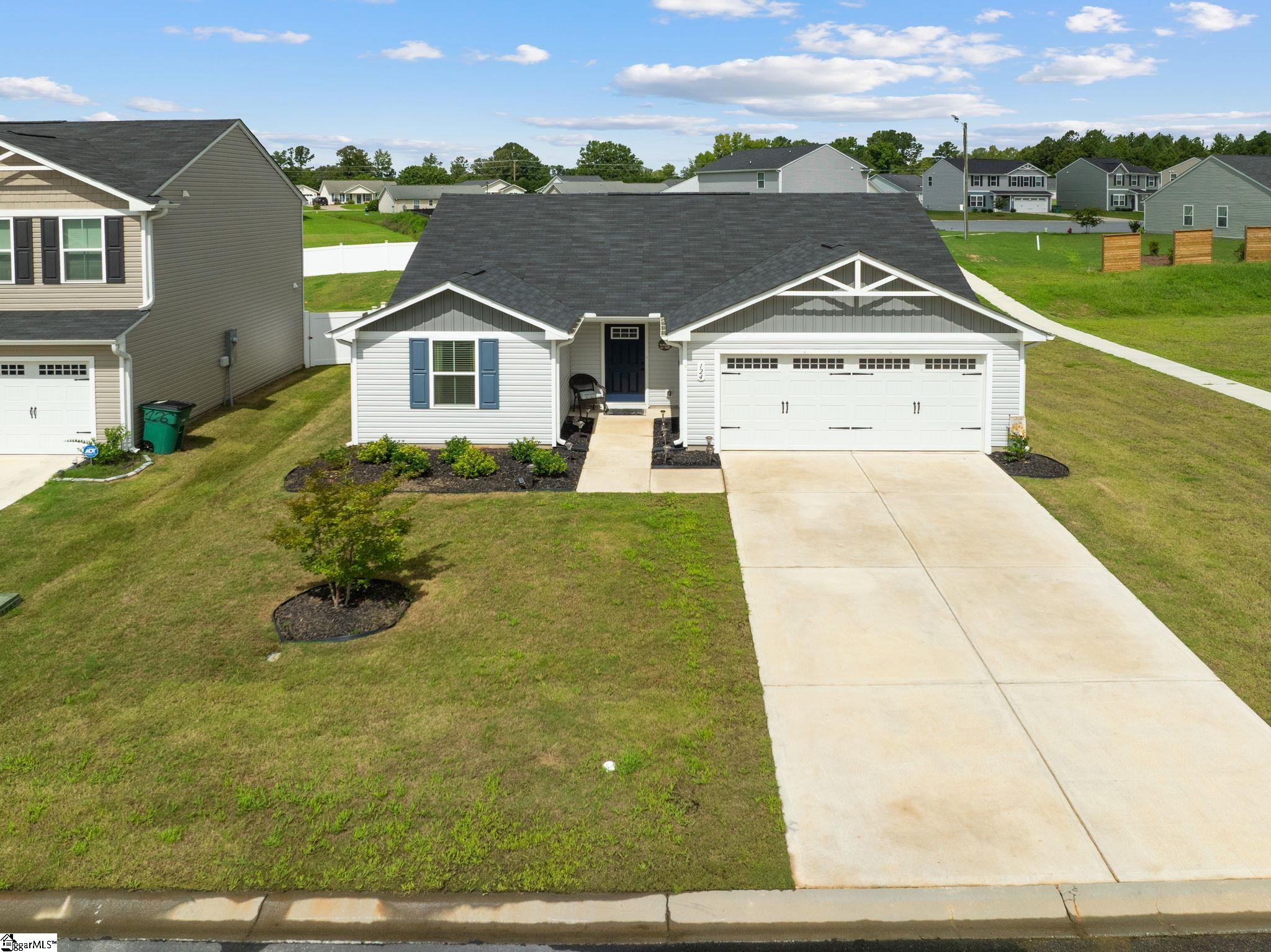 124 Highland Station Drive Clinton, SC 29325