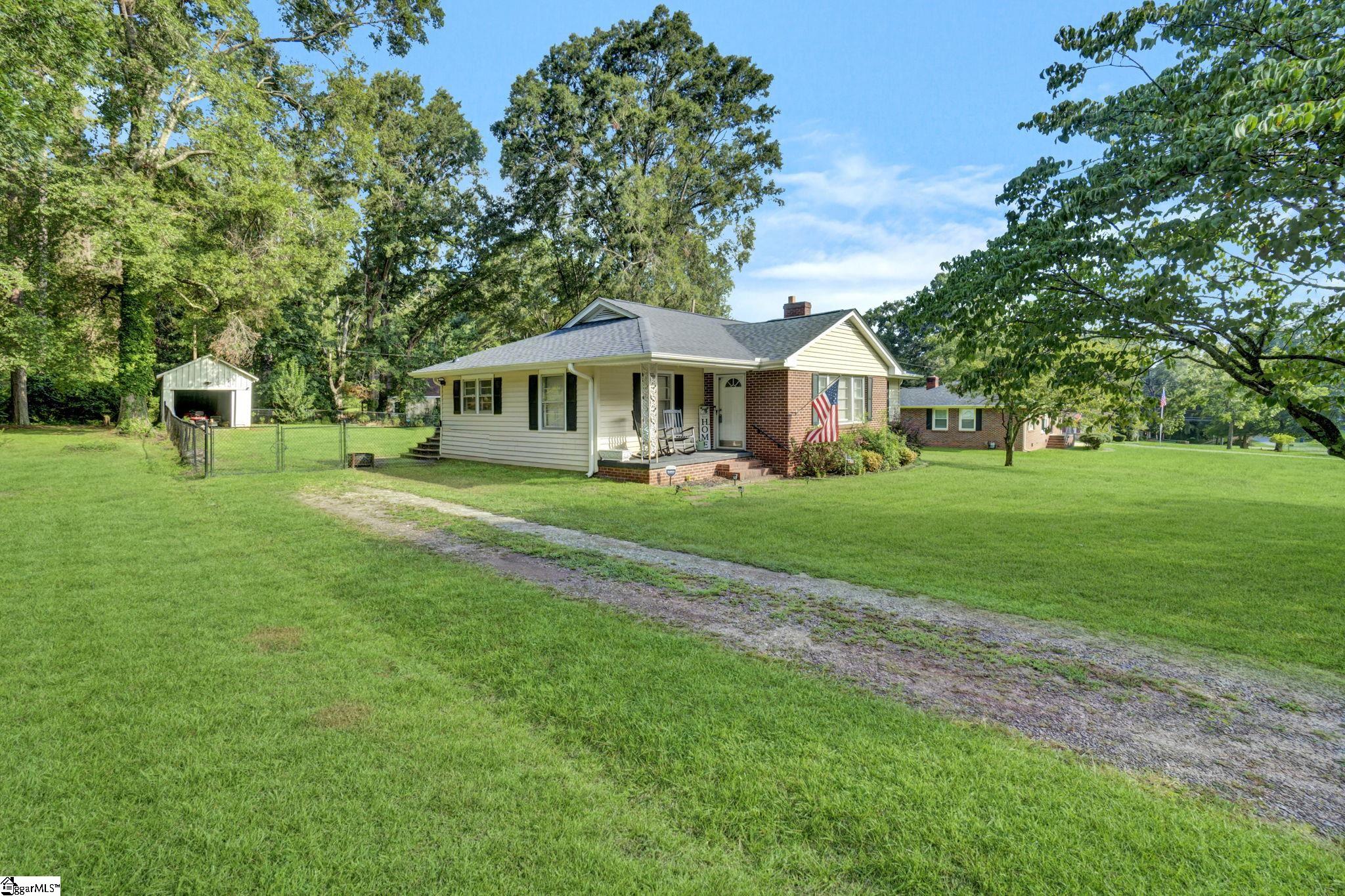 107 Forest Drive Laurens, SC 29360