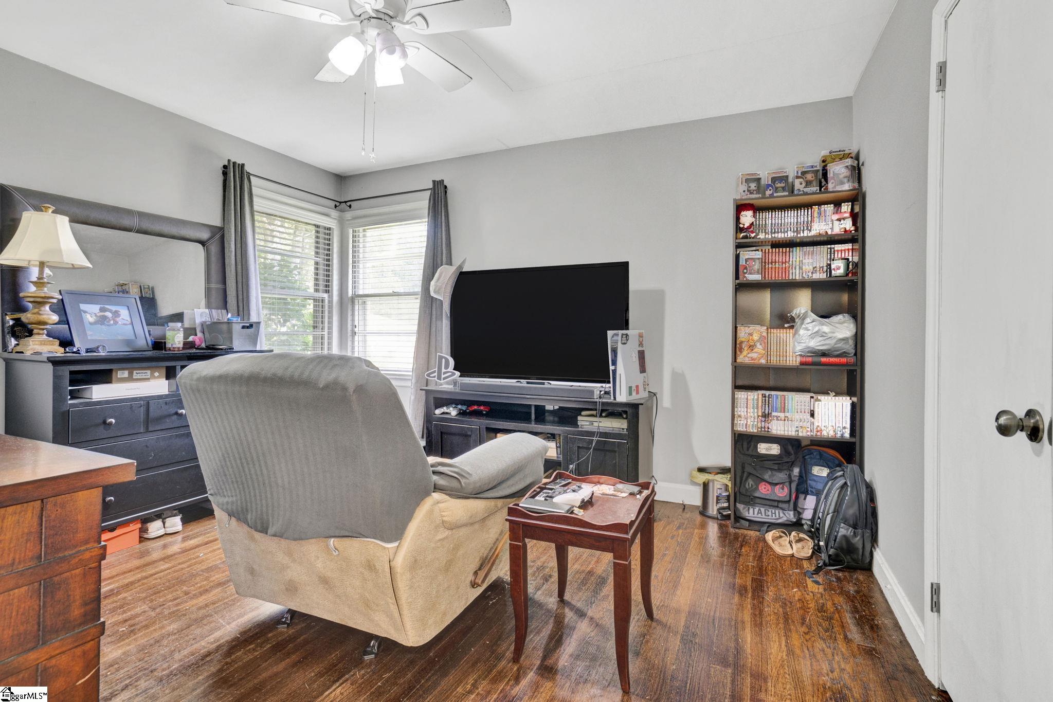 107 Forest Drive Laurens, SC 29360