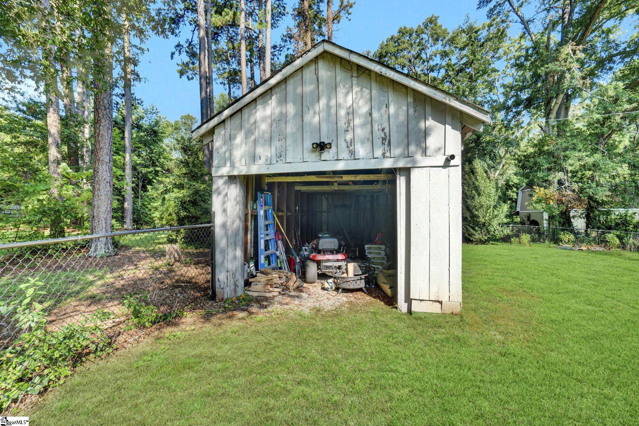 107 Forest Drive Laurens, SC 29360