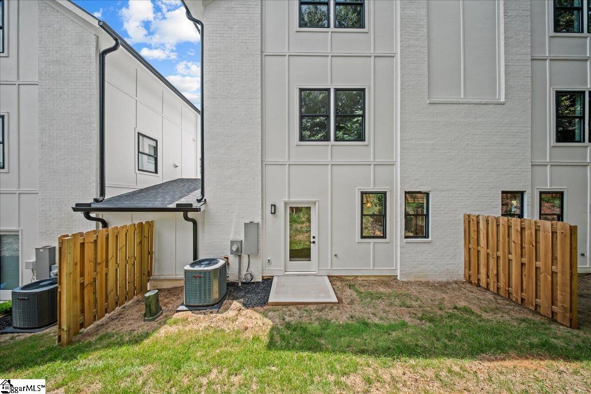 112 Lepak Lane Greenville, SC 29605