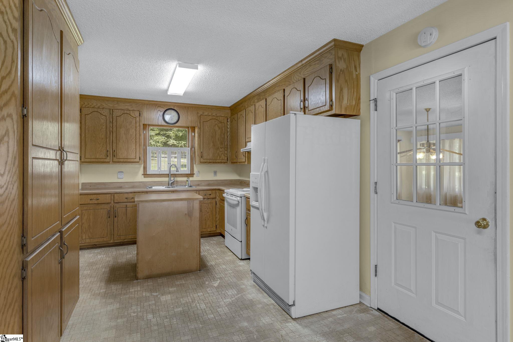 148 Angie Drive Anderson, SC 29624-6313