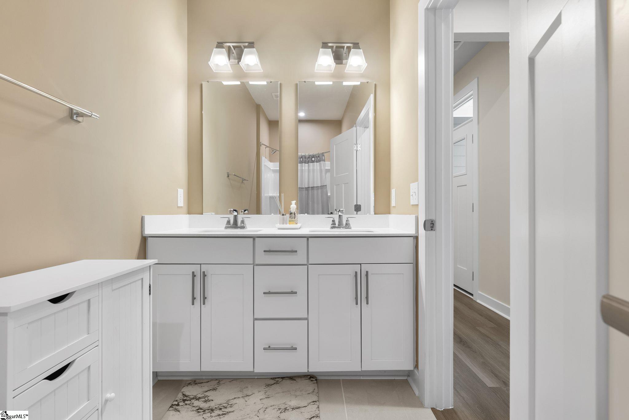 213 Skylyn Ridge Greenville, SC 29607