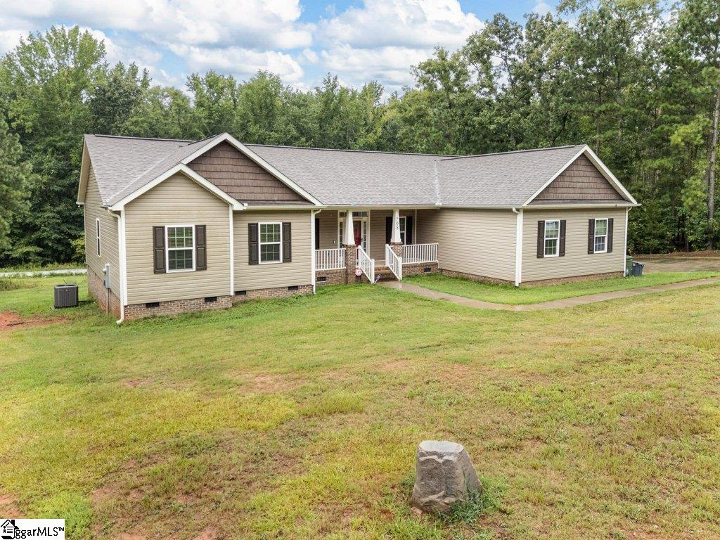 708 Carolyn Drive Clinton, SC 29325