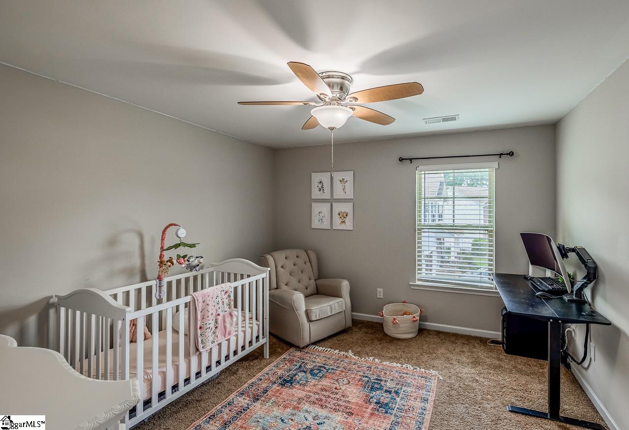 619 Autumn Breeze Walk Inman, SC 29349