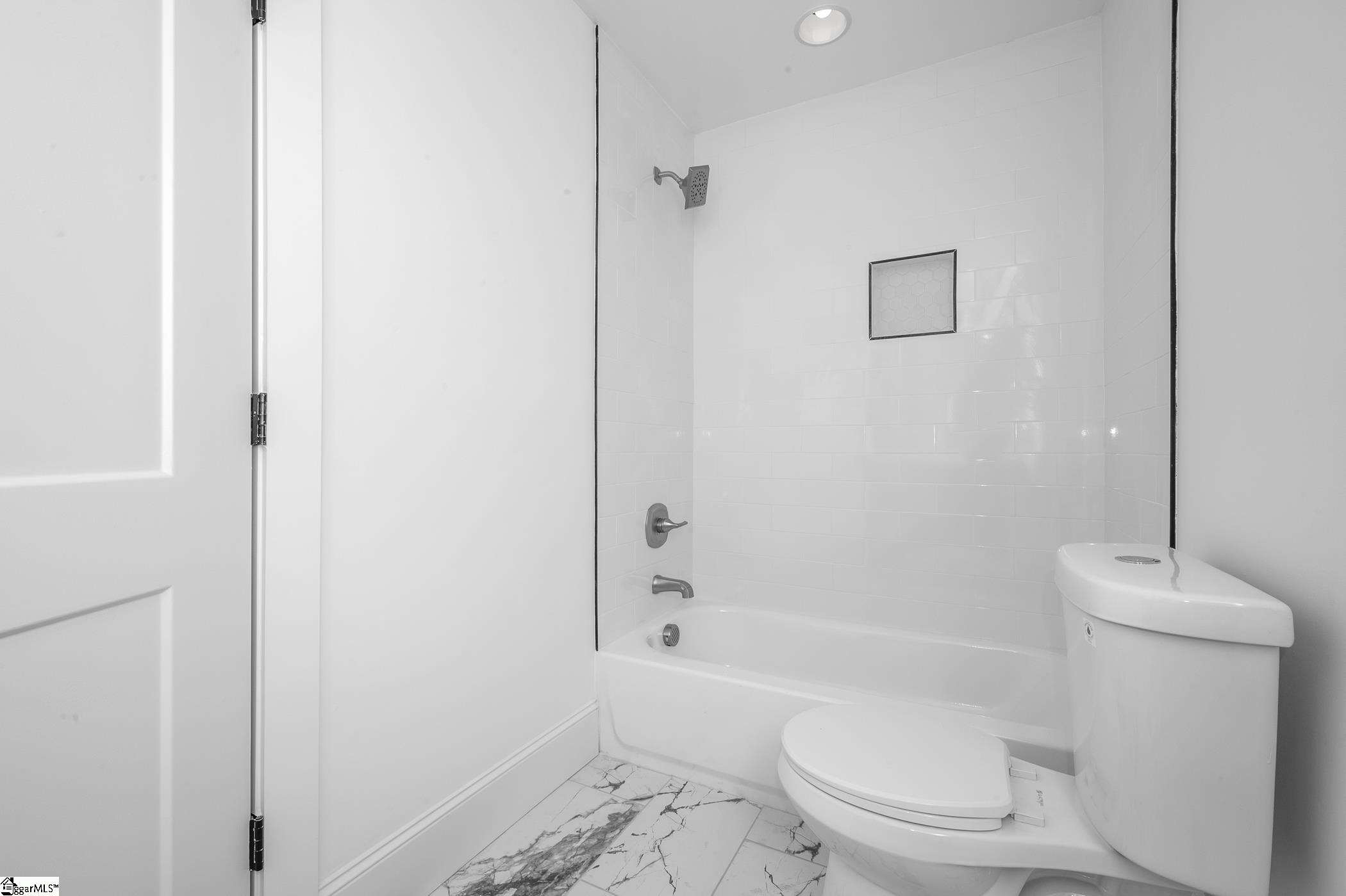 305 Valley Street Greenville, SC 29611