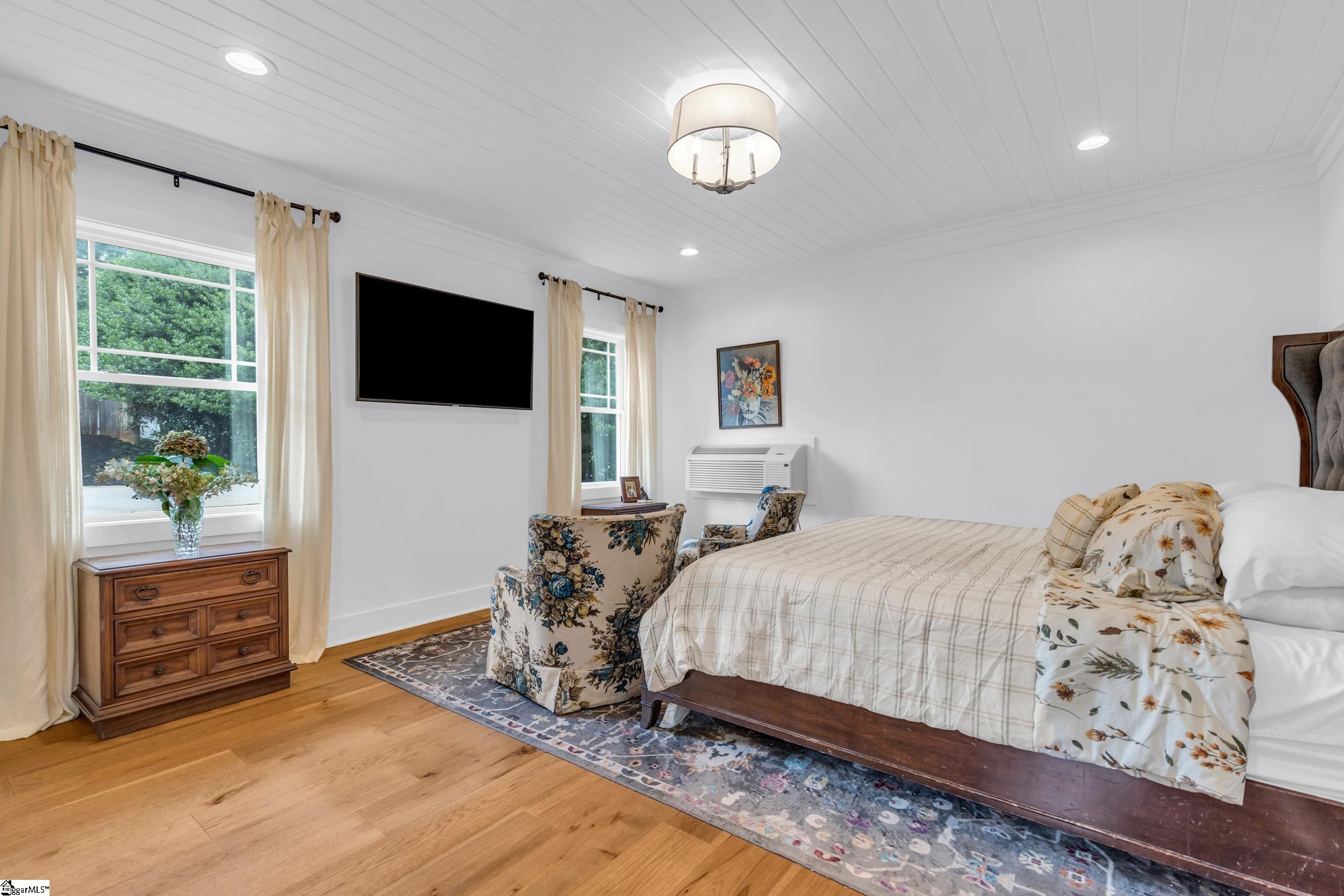 205 Grigsby Avenue Easley, SC 29640-3617