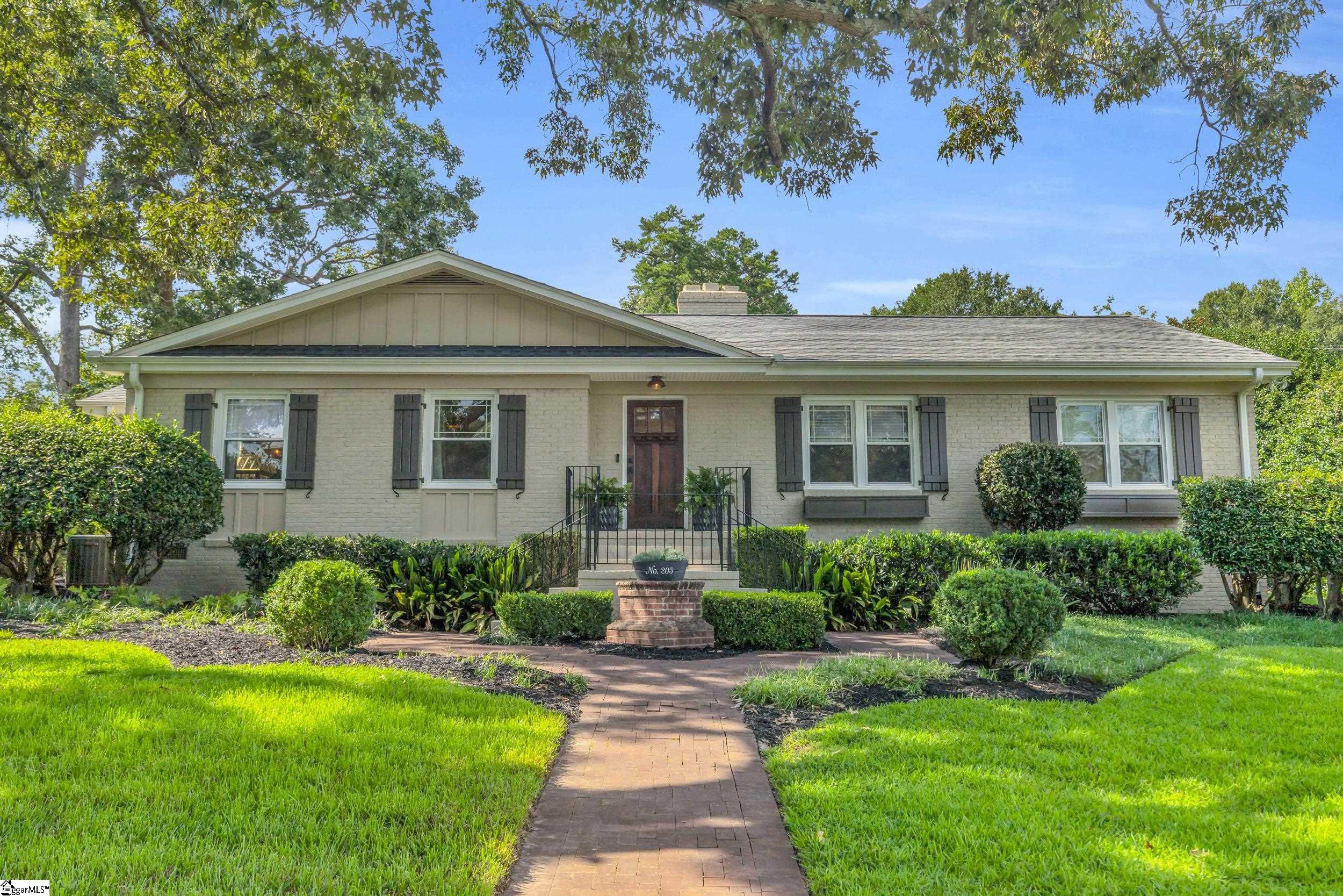 205 Grigsby Avenue Easley, SC 29640-3617