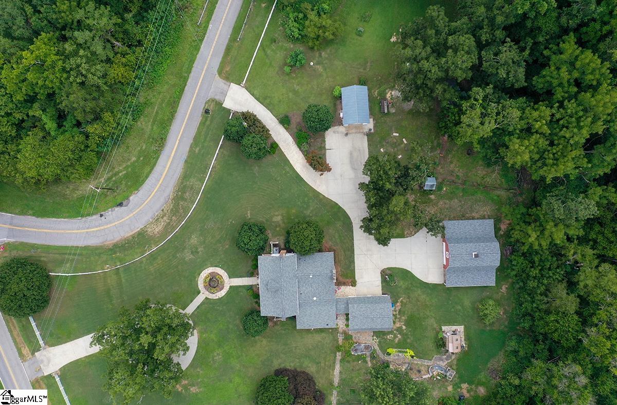 733 Willard Road Greenwood, SC 29649