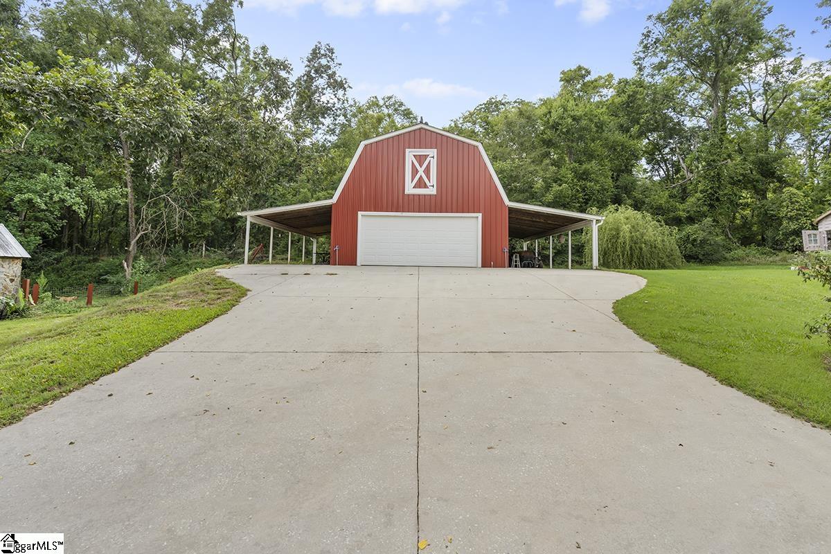 733 Willard Road Greenwood, SC 29649