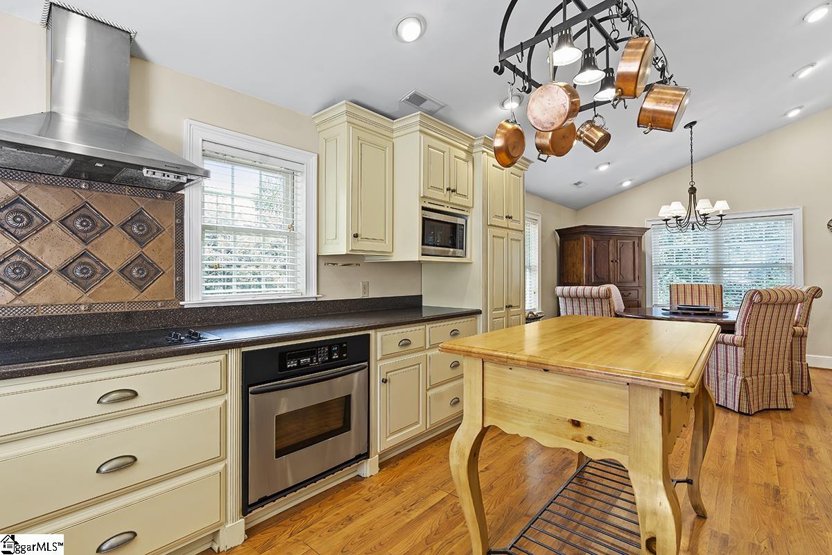 733 Willard Road Greenwood, SC 29649