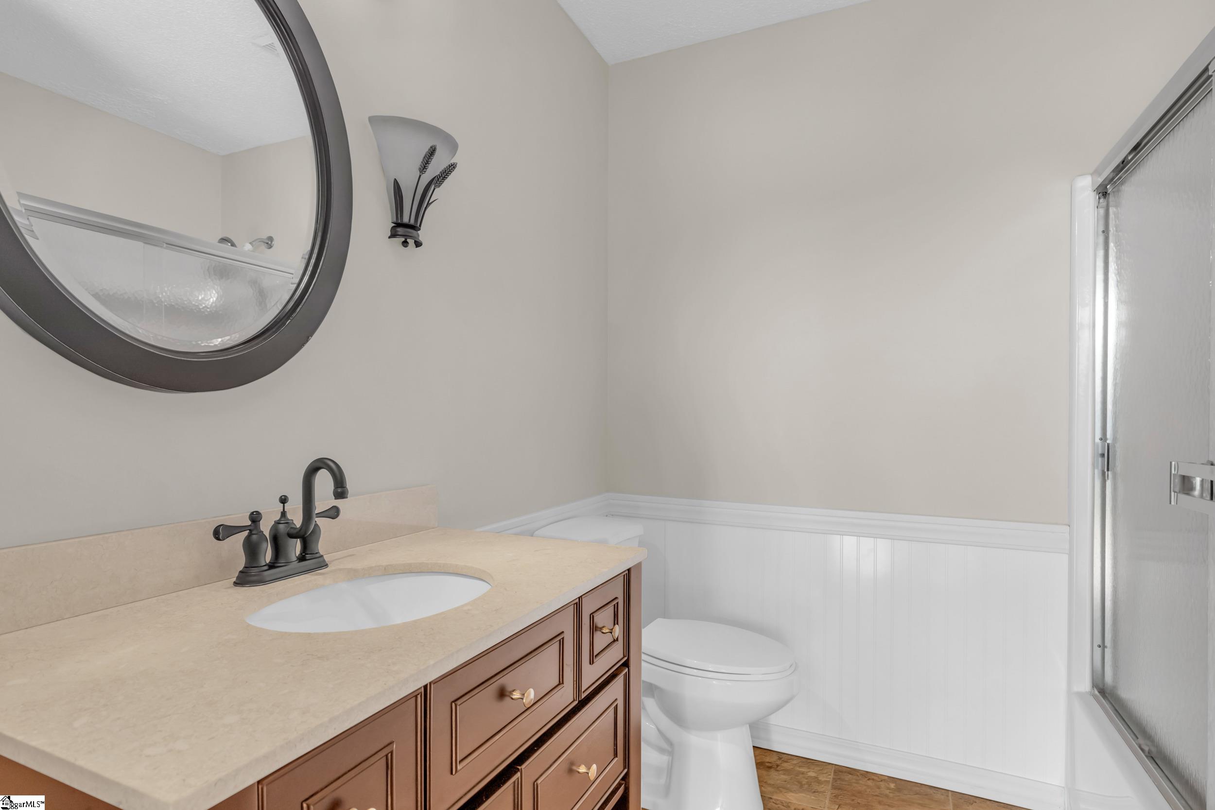 1637 W Little River Drive Seneca, SC 29672