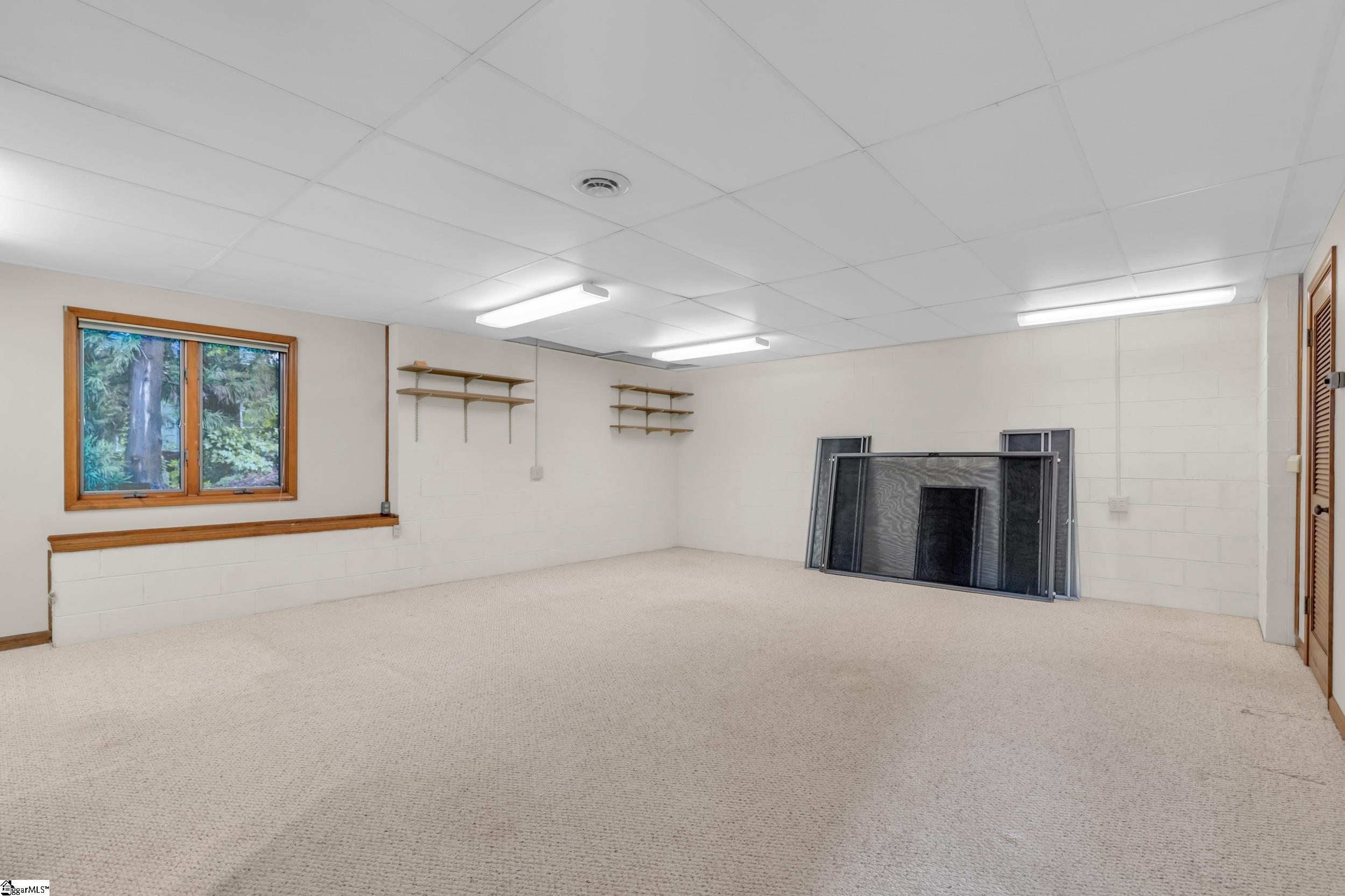 1637 W Little River Drive Seneca, SC 29672