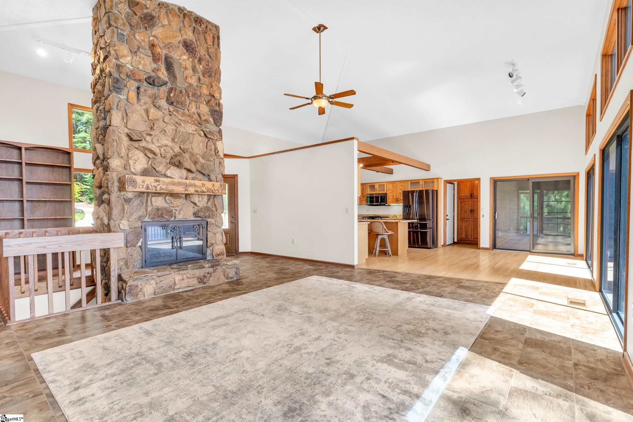 1637 W Little River Drive Seneca, SC 29672