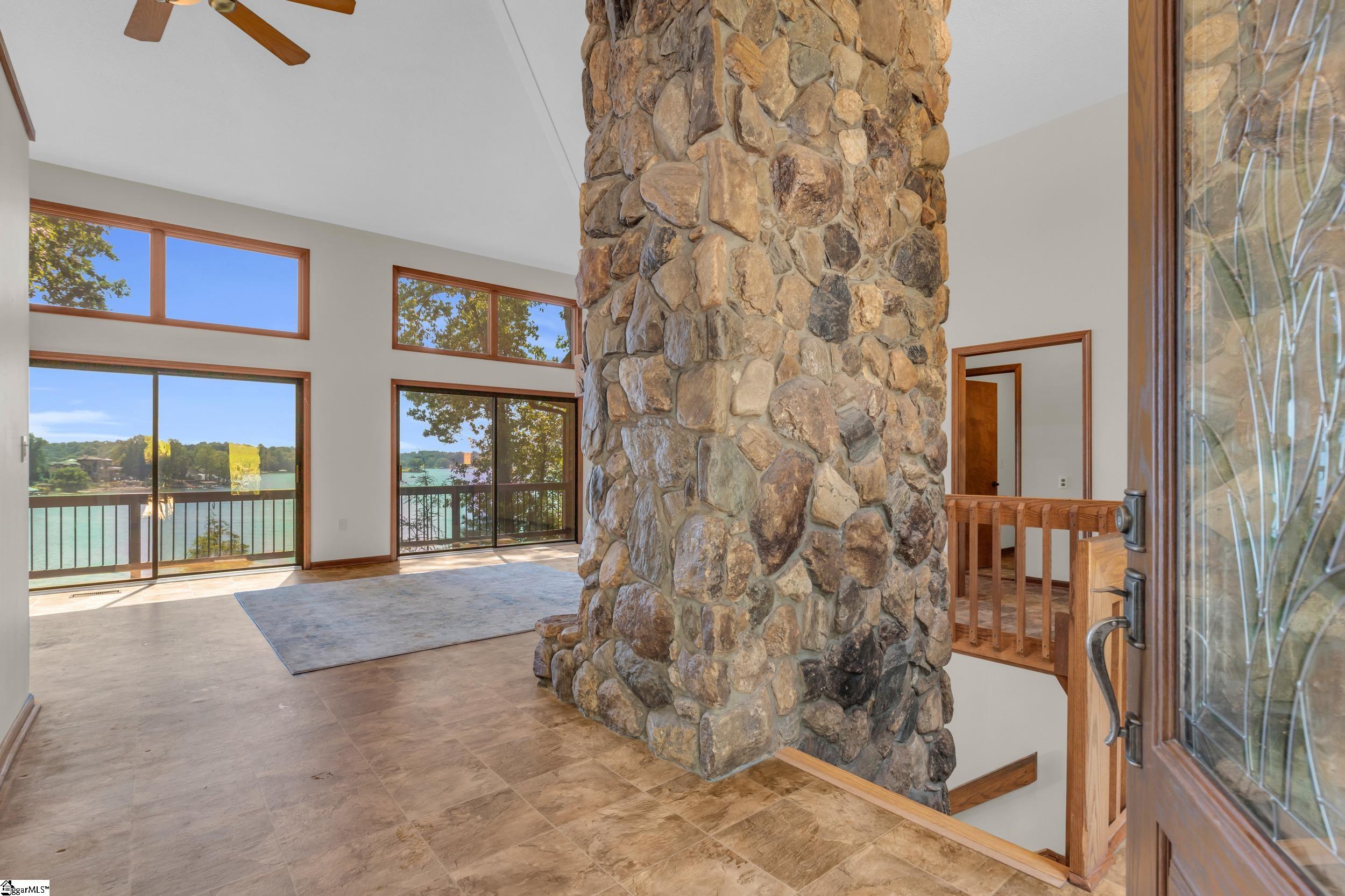 1637 W Little River Drive Seneca, SC 29672
