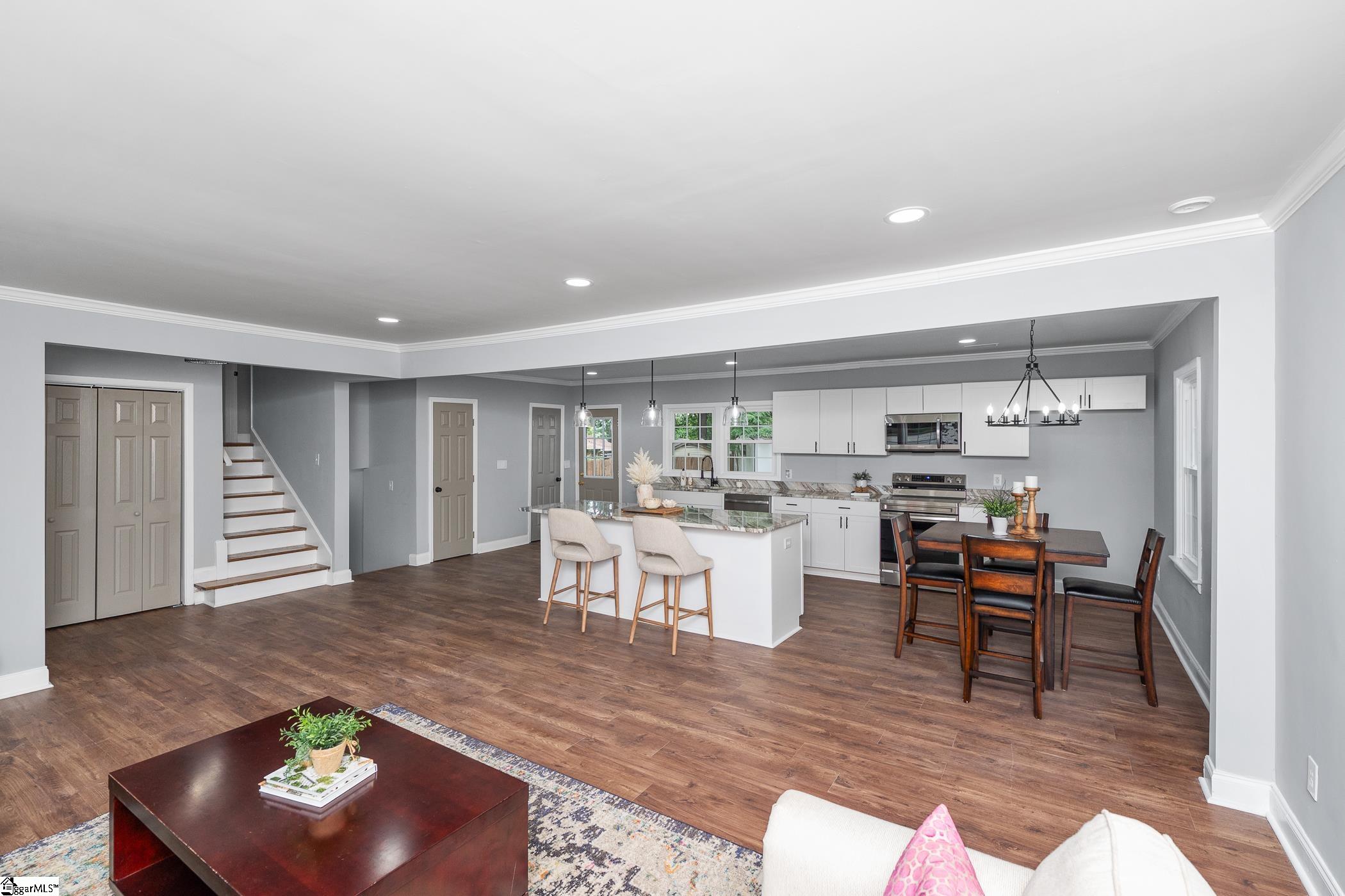 138 Hunts Bridge Road Greenville, SC 29617