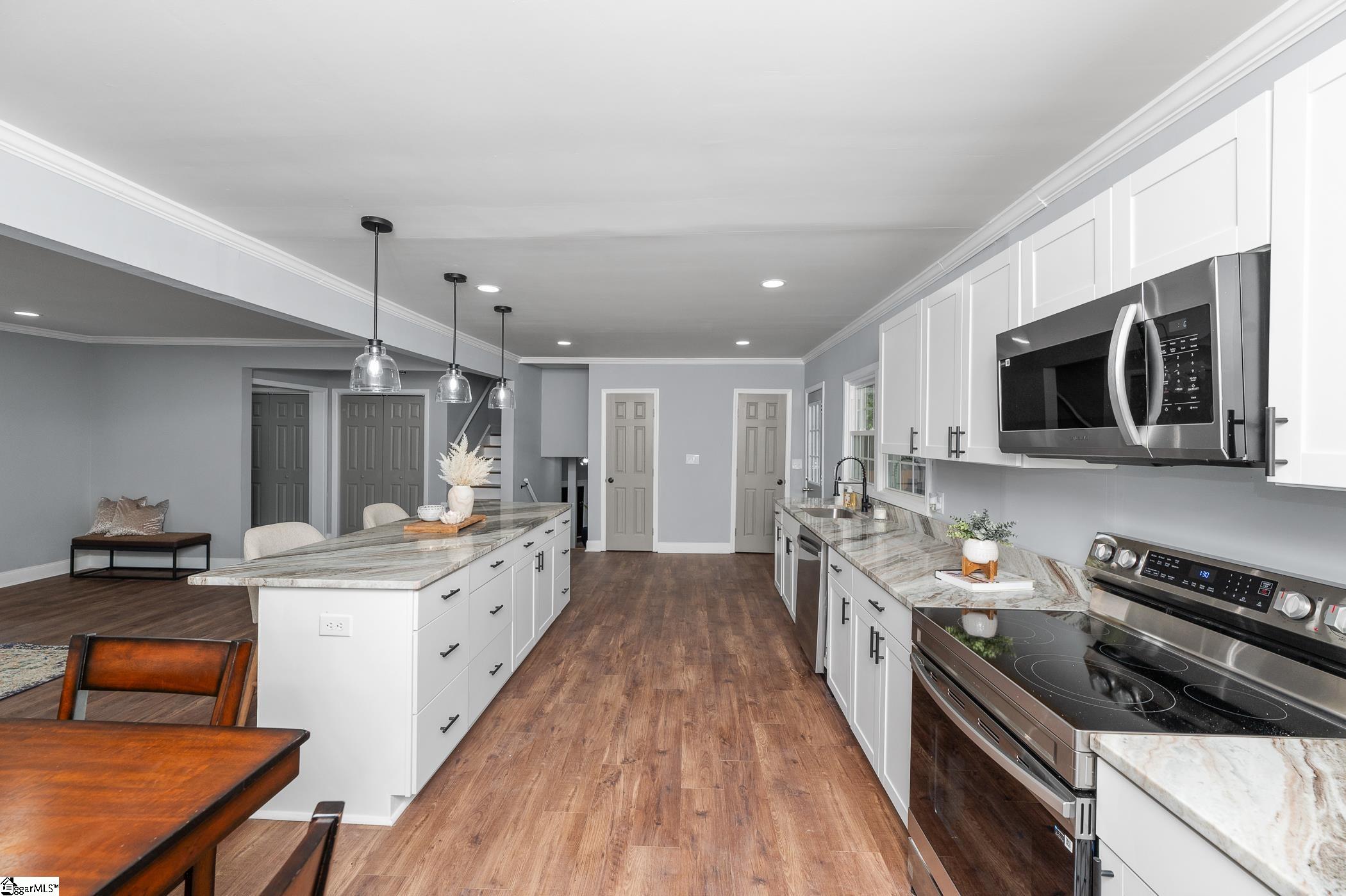 138 Hunts Bridge Road Greenville, SC 29617