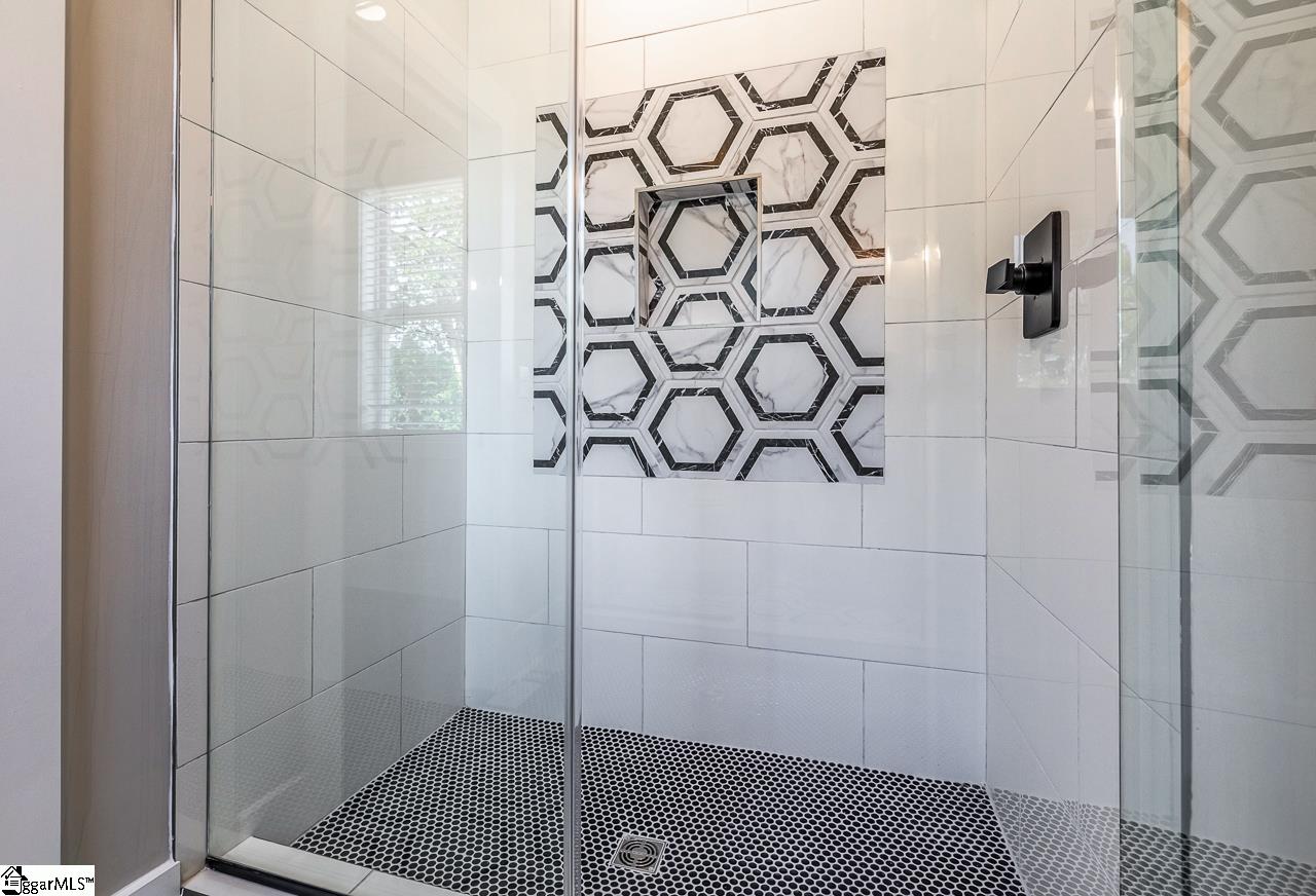 704 Arlington Avenue Greenville, SC 29601