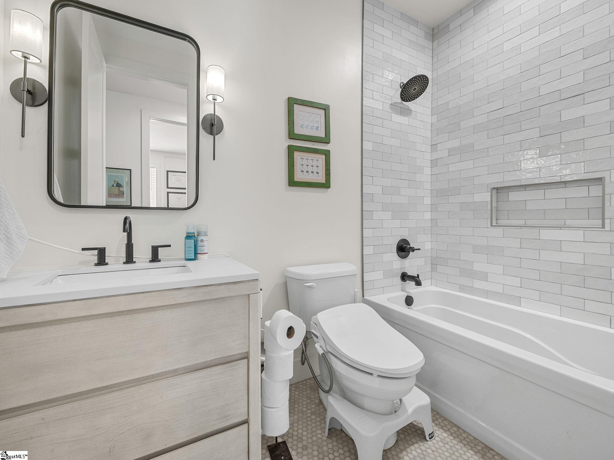 6 Beech Creek Court Greer, SC 29651