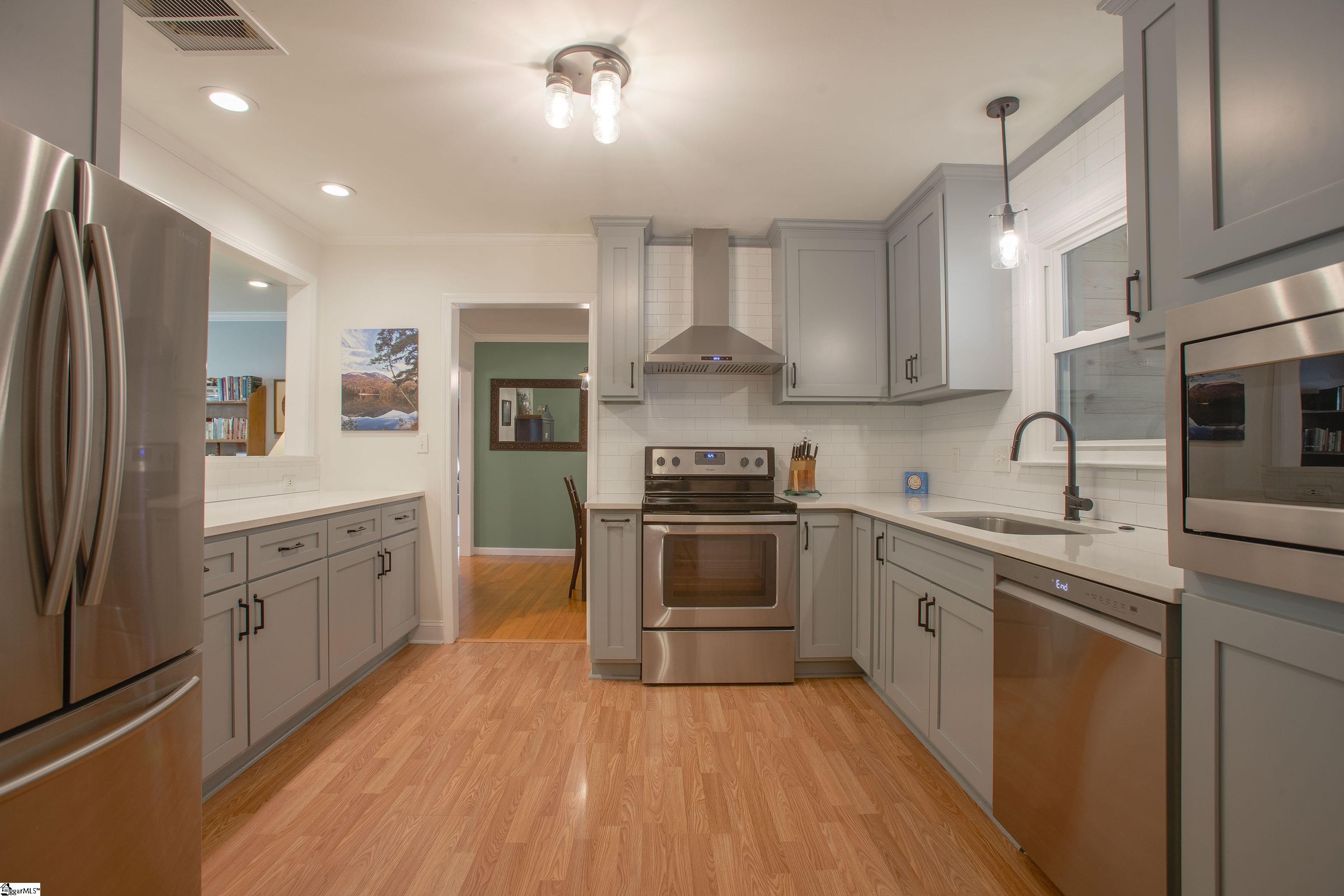 310 Grigsby Avenue Easley, SC 29640