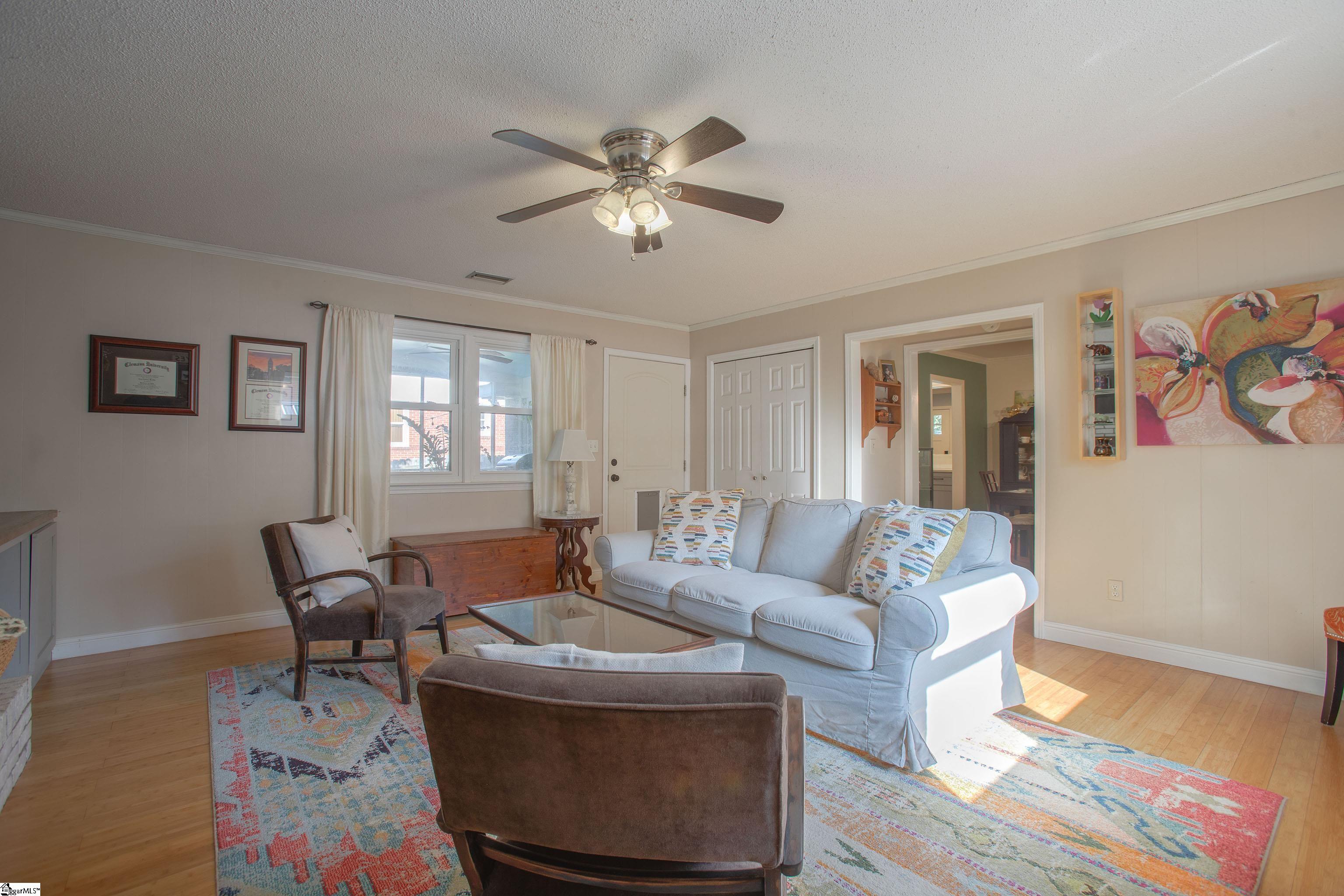 310 Grigsby Avenue Easley, SC 29640