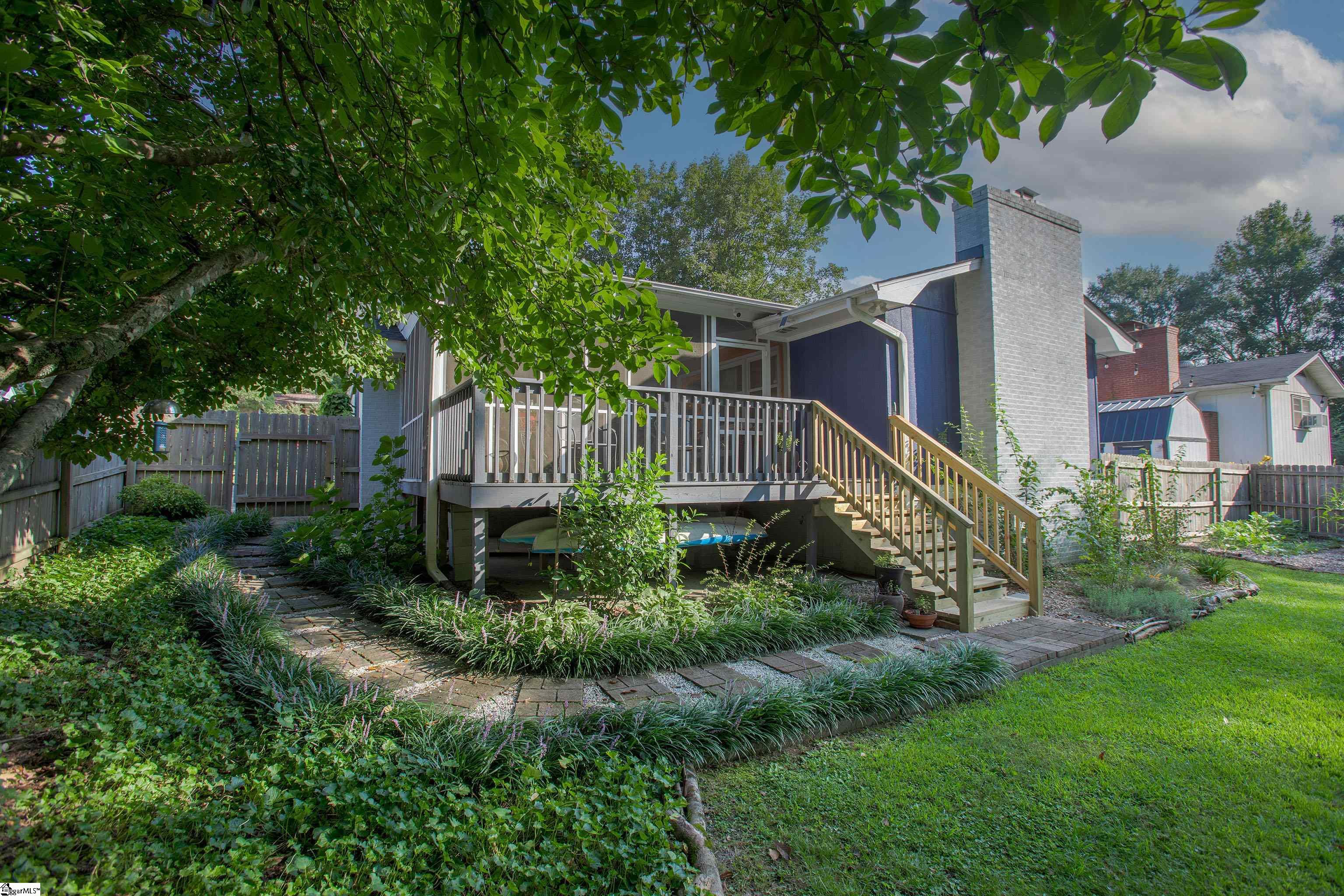 310 Grigsby Avenue Easley, SC 29640