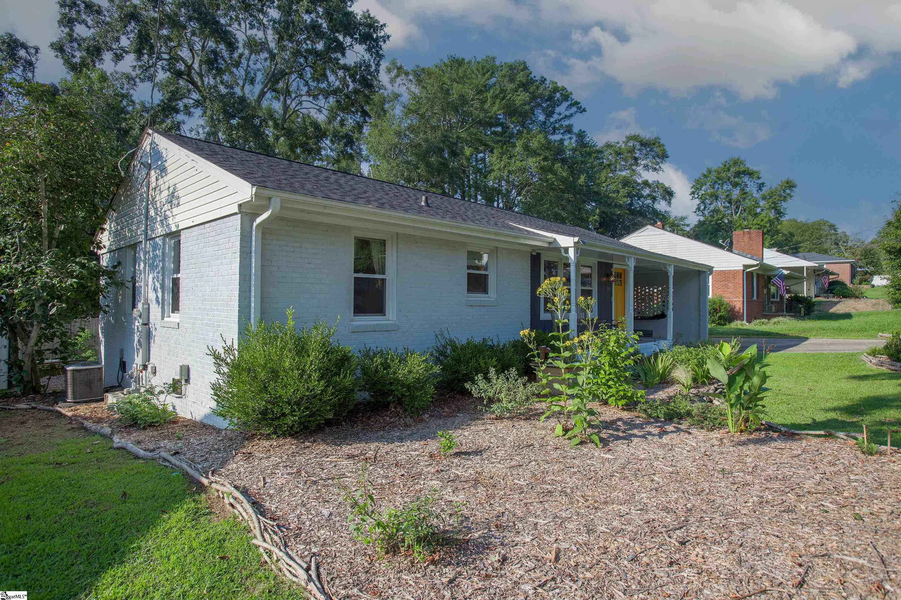 310 Grigsby Avenue Easley, SC 29640