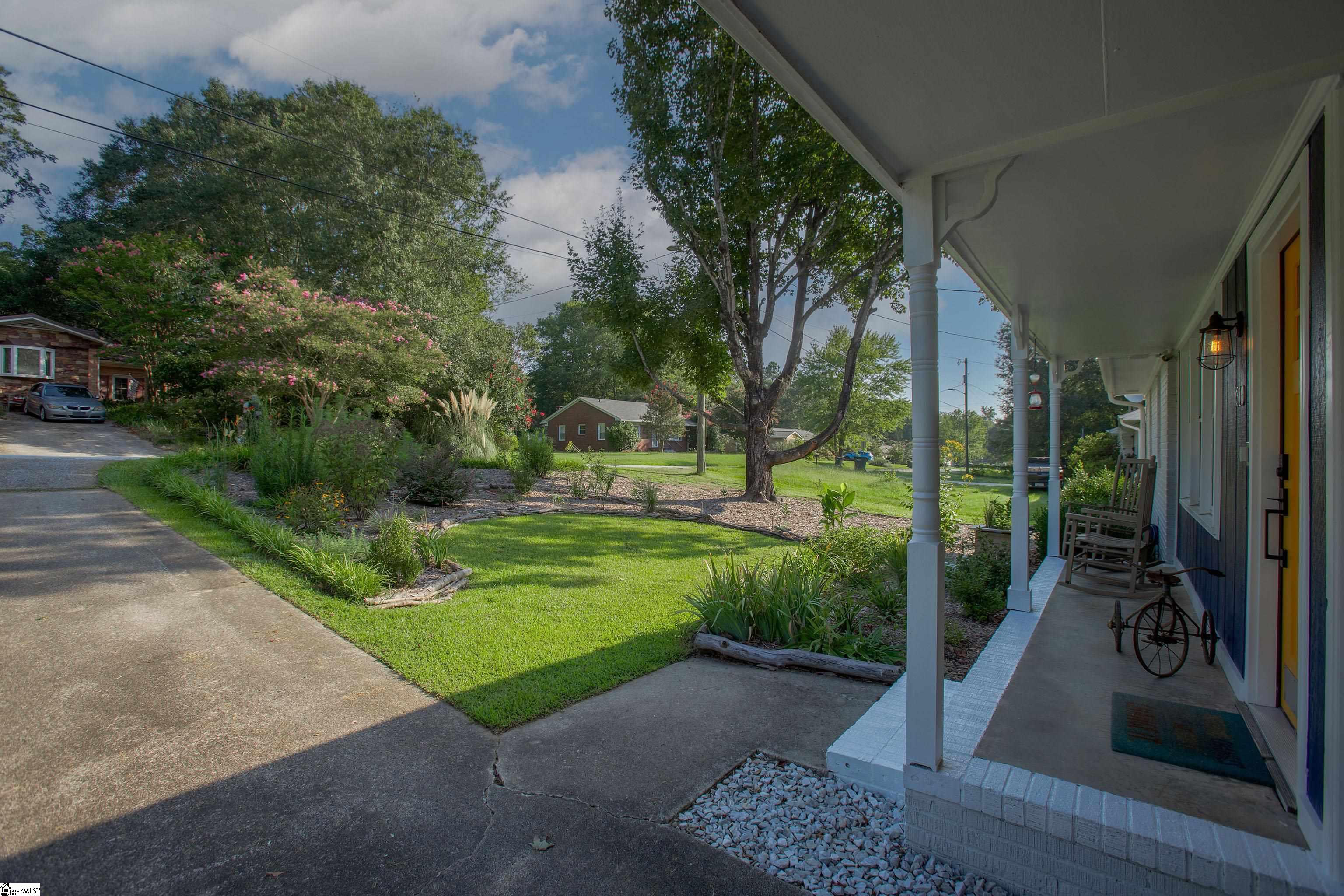 310 Grigsby Avenue Easley, SC 29640