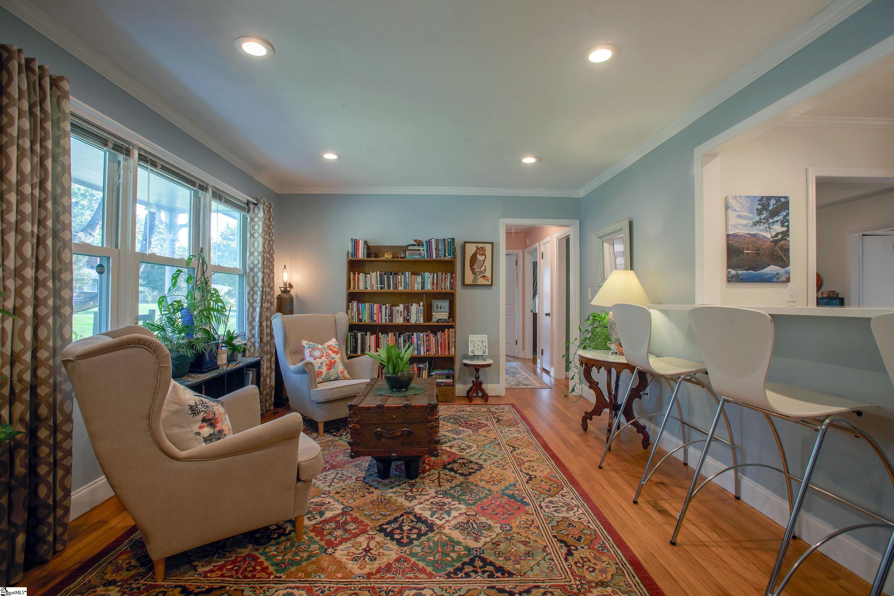 310 Grigsby Avenue Easley, SC 29640
