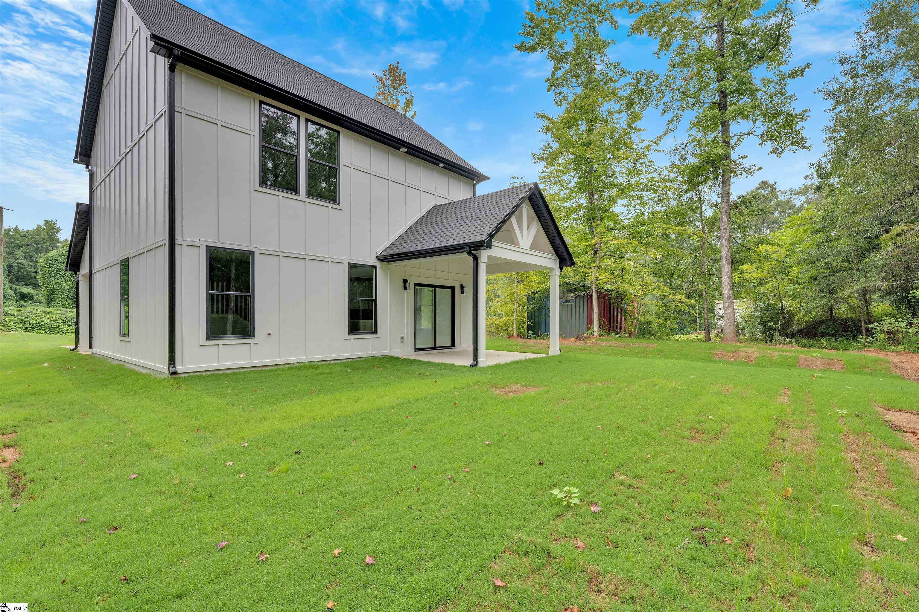320 W Caroline Street Greenville, SC 29611