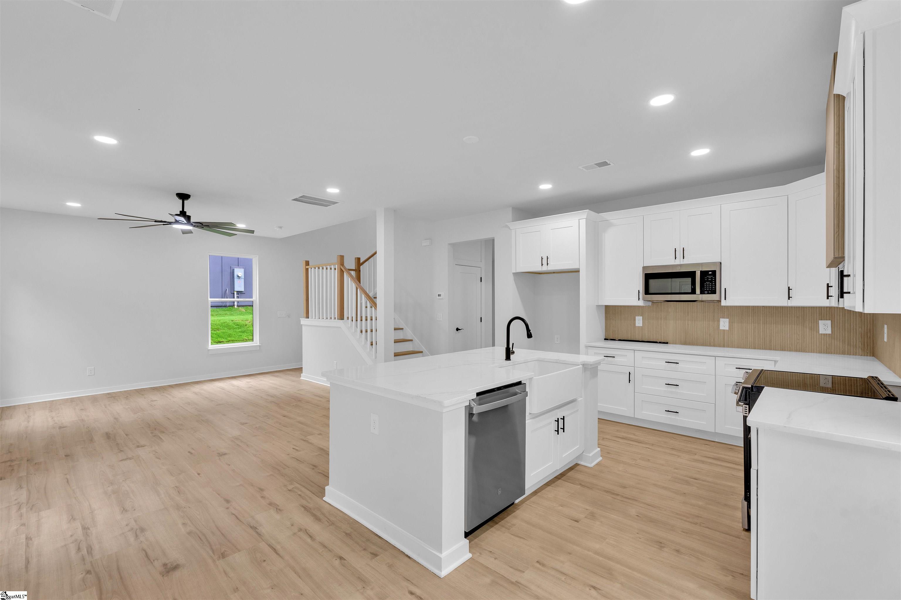 320 W Caroline Street Greenville, SC 29611