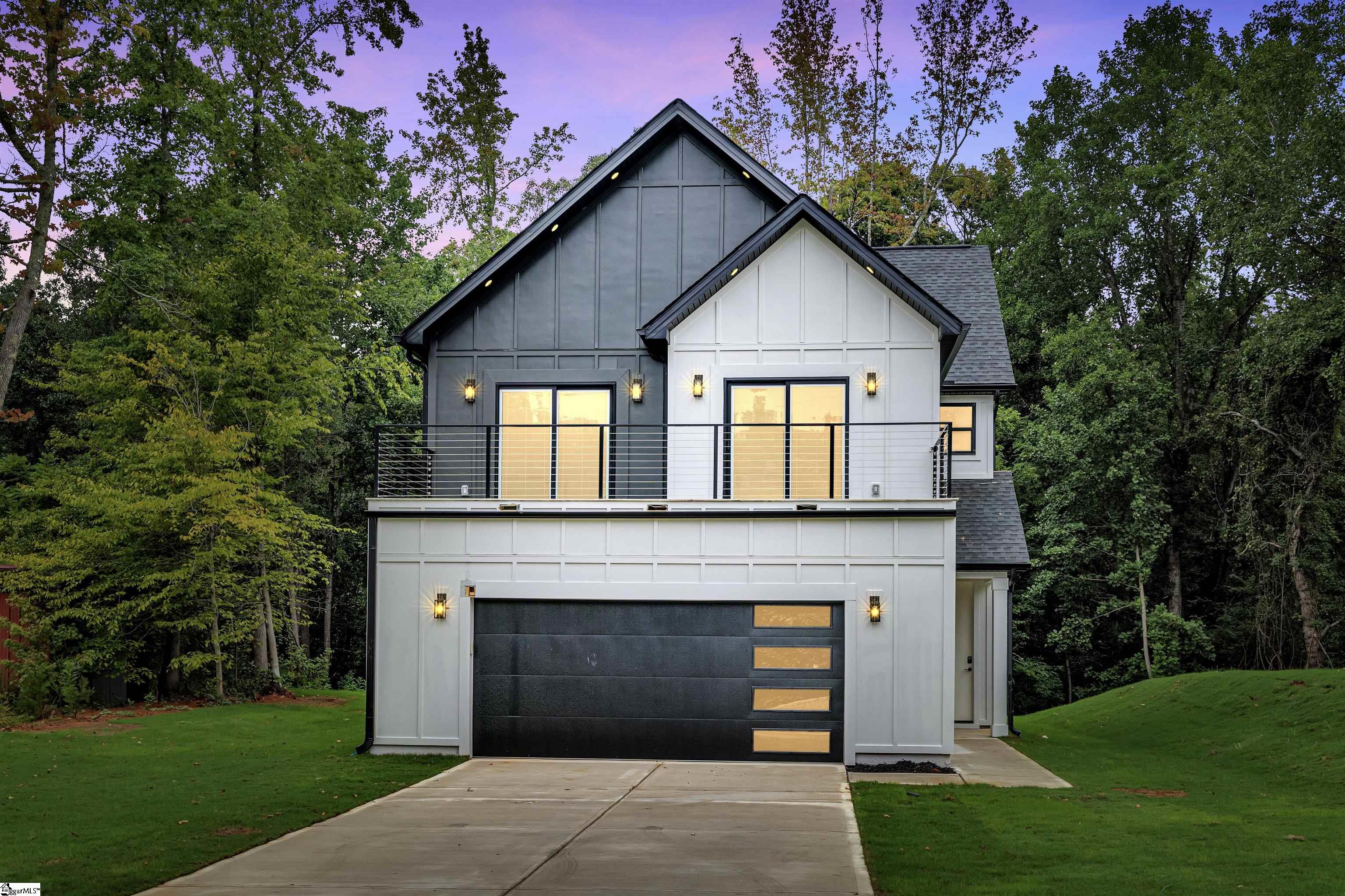 320 W Caroline Street Greenville, SC 29611