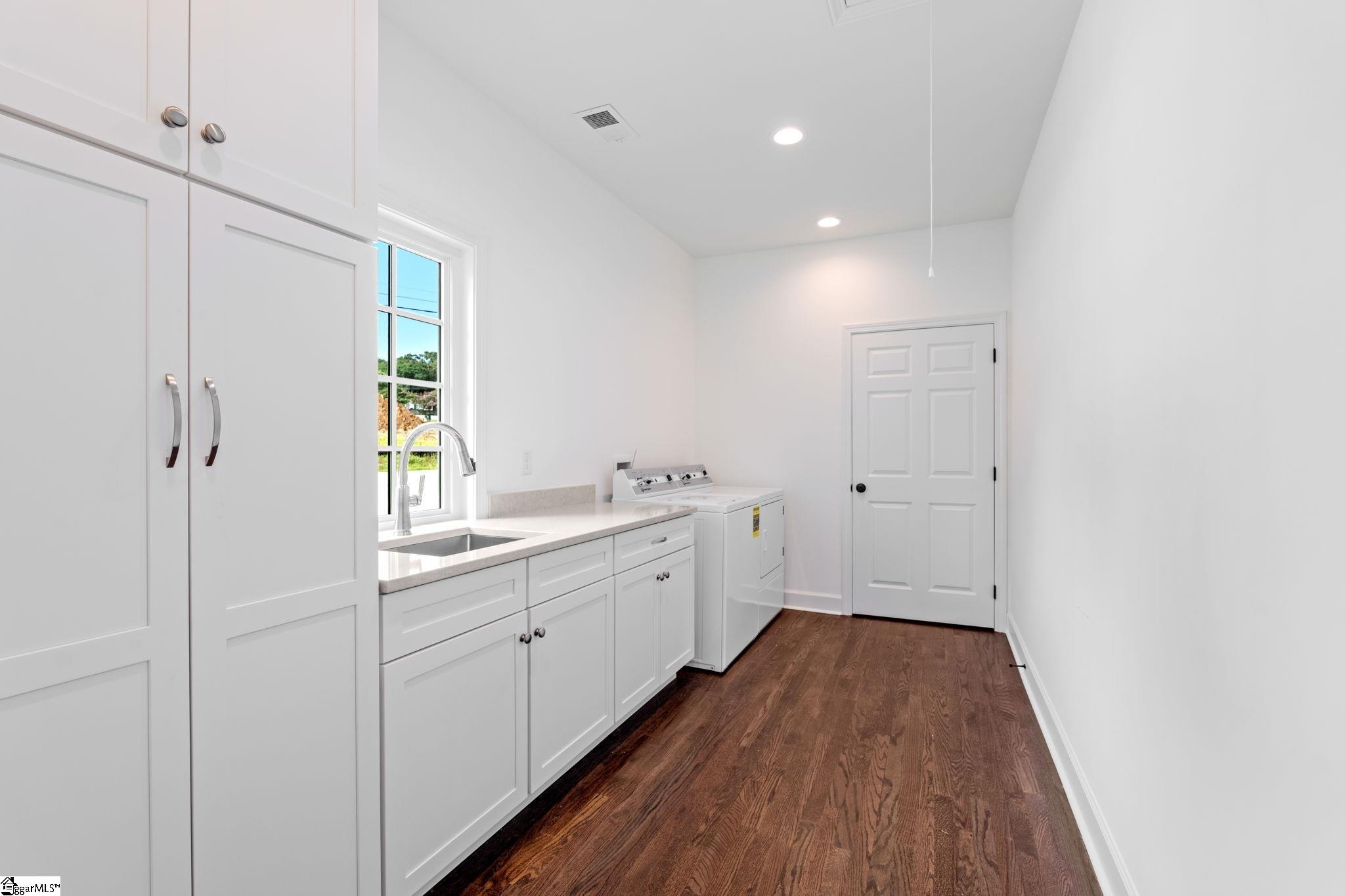 46 Partridge Lane Greenville, SC 29601