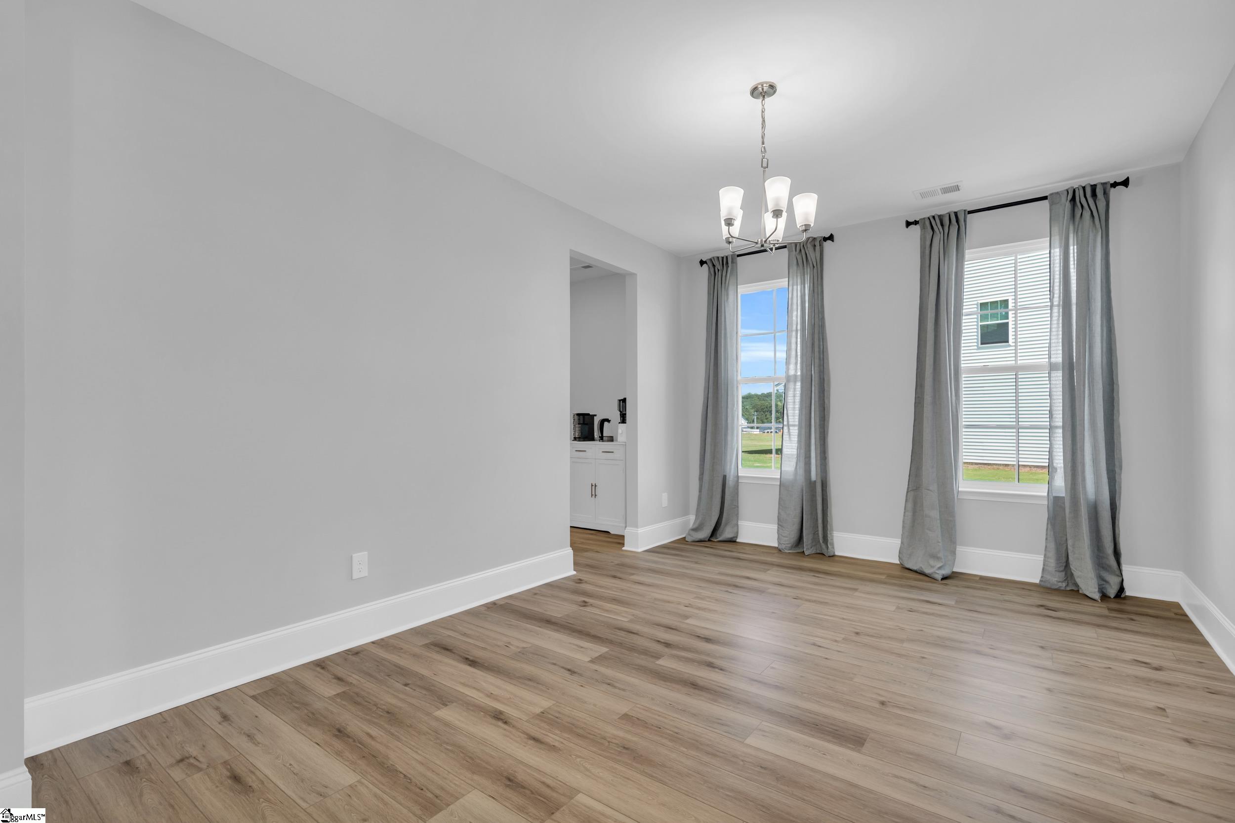 105 Fox den Court Easley, SC 29642