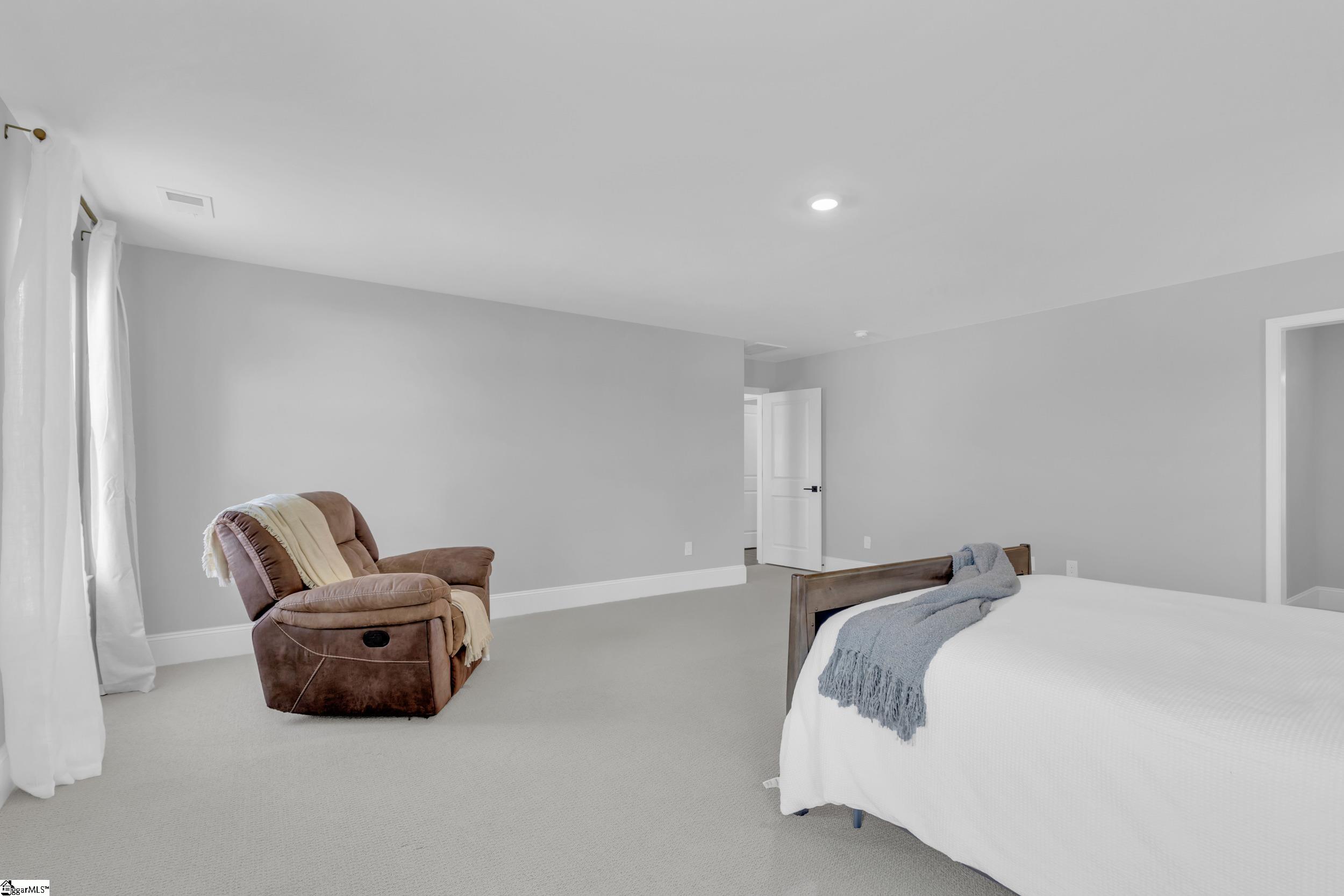 105 Fox den Court Easley, SC 29642
