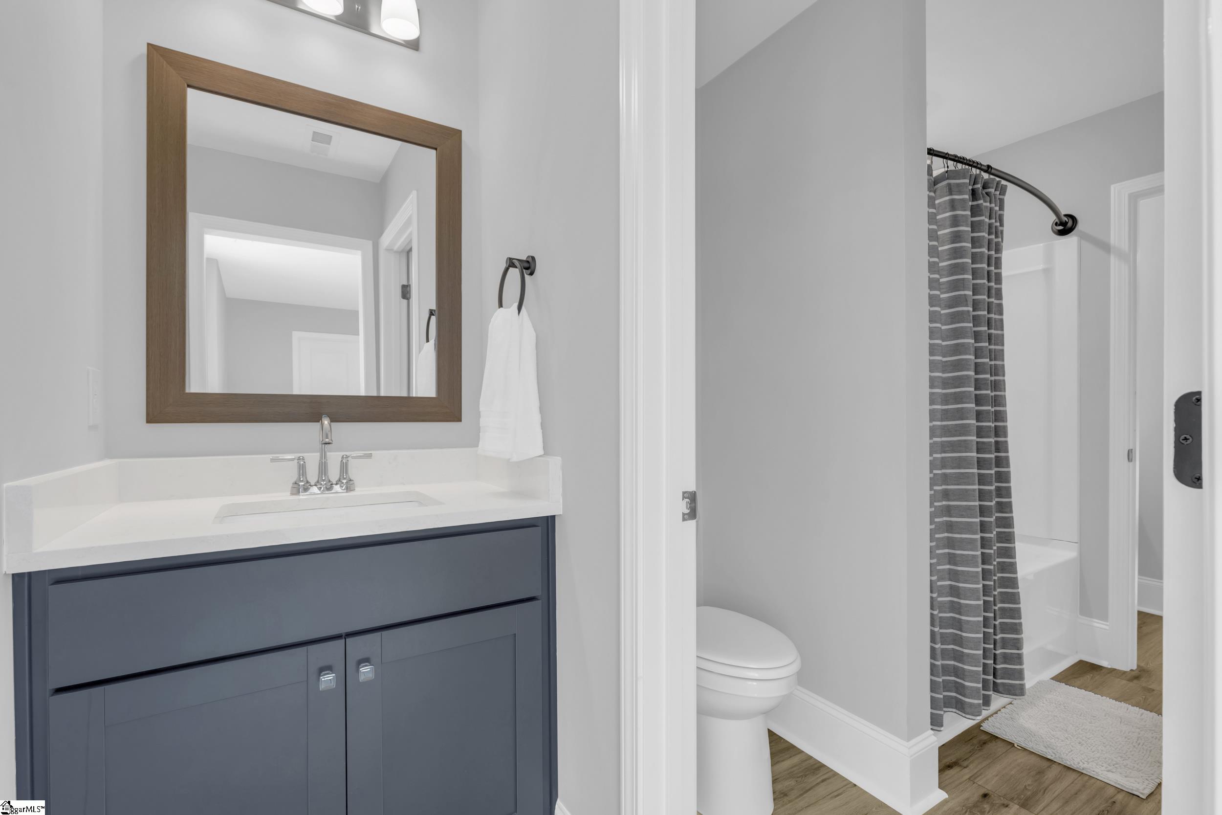 105 Fox den Court Easley, SC 29642